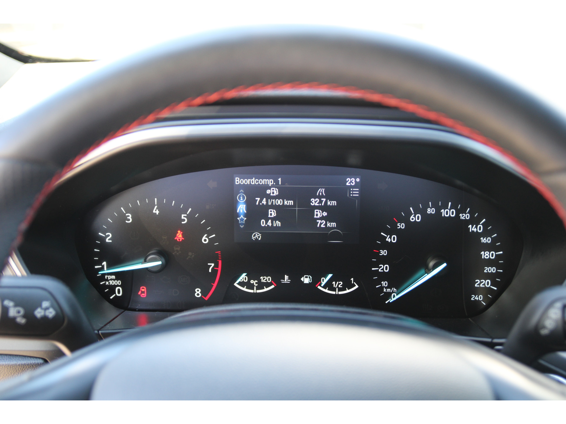 Ford Focus Wagon 1.0 EcoBoost 125 PK Hybrid ST Line TREKHAAK | WINTER- PACK | Camera |