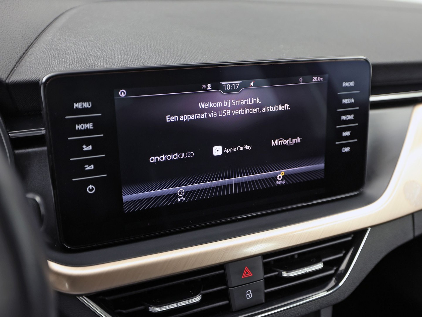 Škoda Scala 1.0 TSI Sport Automaat (VIRTUAL COCKPIT, APPLE CARPLAY, GROOT NAVI, CLIMATE, STOELVERWARMING, SPORTSTOELEN, PARKEERSENSOREN, LED KOPLAMPEN, NIEUWSTAAT)