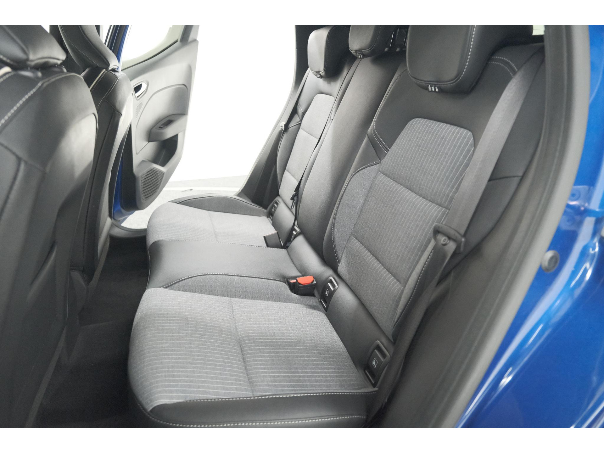 Renault Clio TCe 90 GPF Techno | 360 Camera | Dodehoekdetectie | Adaptieve Cruise Control