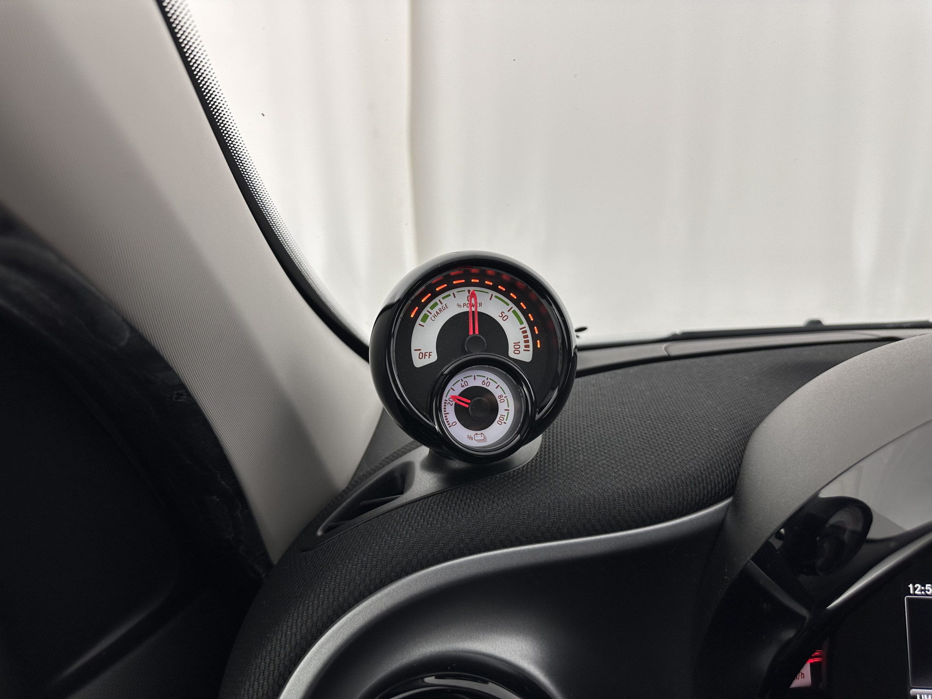 Smart forfour EQ Business Solution 18 kWh [ 3-Fase ] {SOH-89%} (INCL-BTW) Aut. *NAVI-FULLMAP | LEATHER | ECC | CRUISE | HEATED-COMFORT-SEATS | 15"ALU*