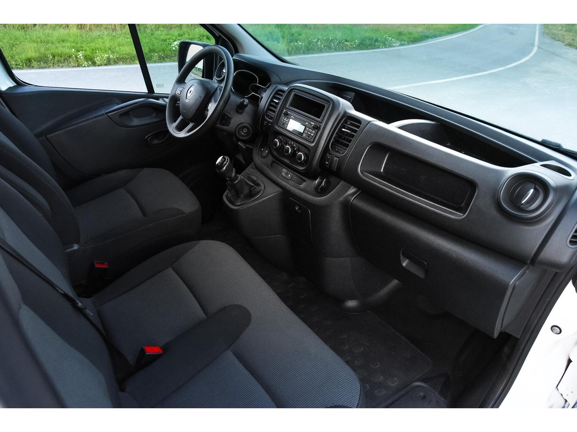 Renault Trafic 1.6 dCi T29 L1H1 Comfort Werklicht + Omvormer