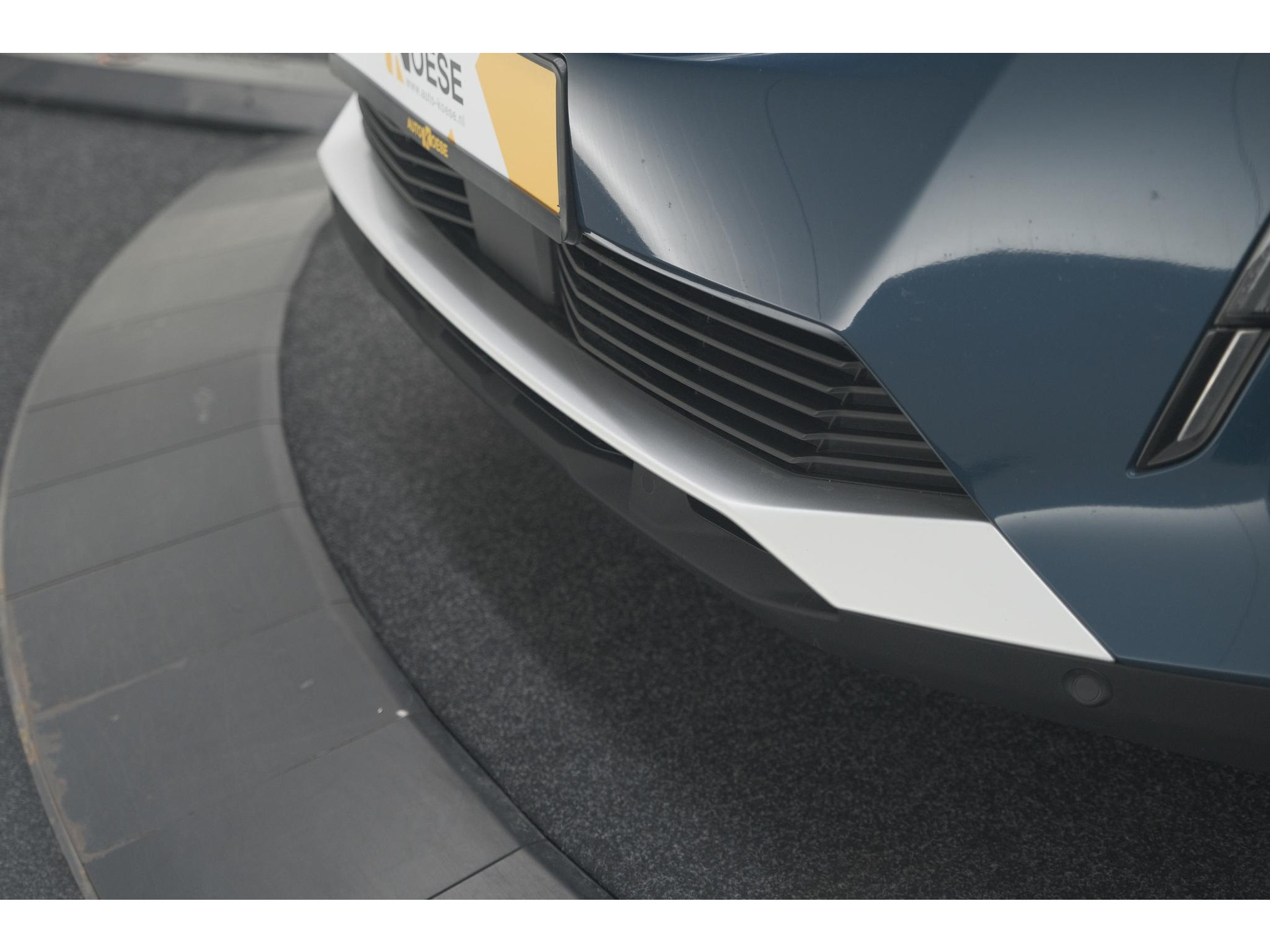 Peugeot 5008 PureTech 130 EAT8 Active Pack | 7 Zitplaatsen | Camera | Navigatie | Apple Carplay | Parkeersensoren