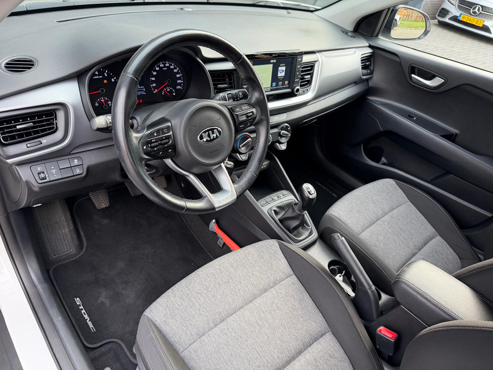 Kia Stonic 1.0 T-GDi DynamicLine | 2E EIGENAAR | 3/6/12MND GARANTIE | DAB | CARPLAY | NAVI | CRUISE | LMV |