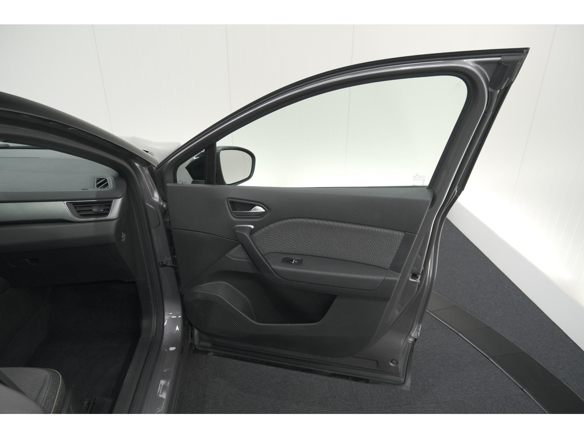 Renault Captur 1.6 E-Tech full hybrid 145 techno | Camera | Navigatie | Apple Carplay | Parkeersensoren