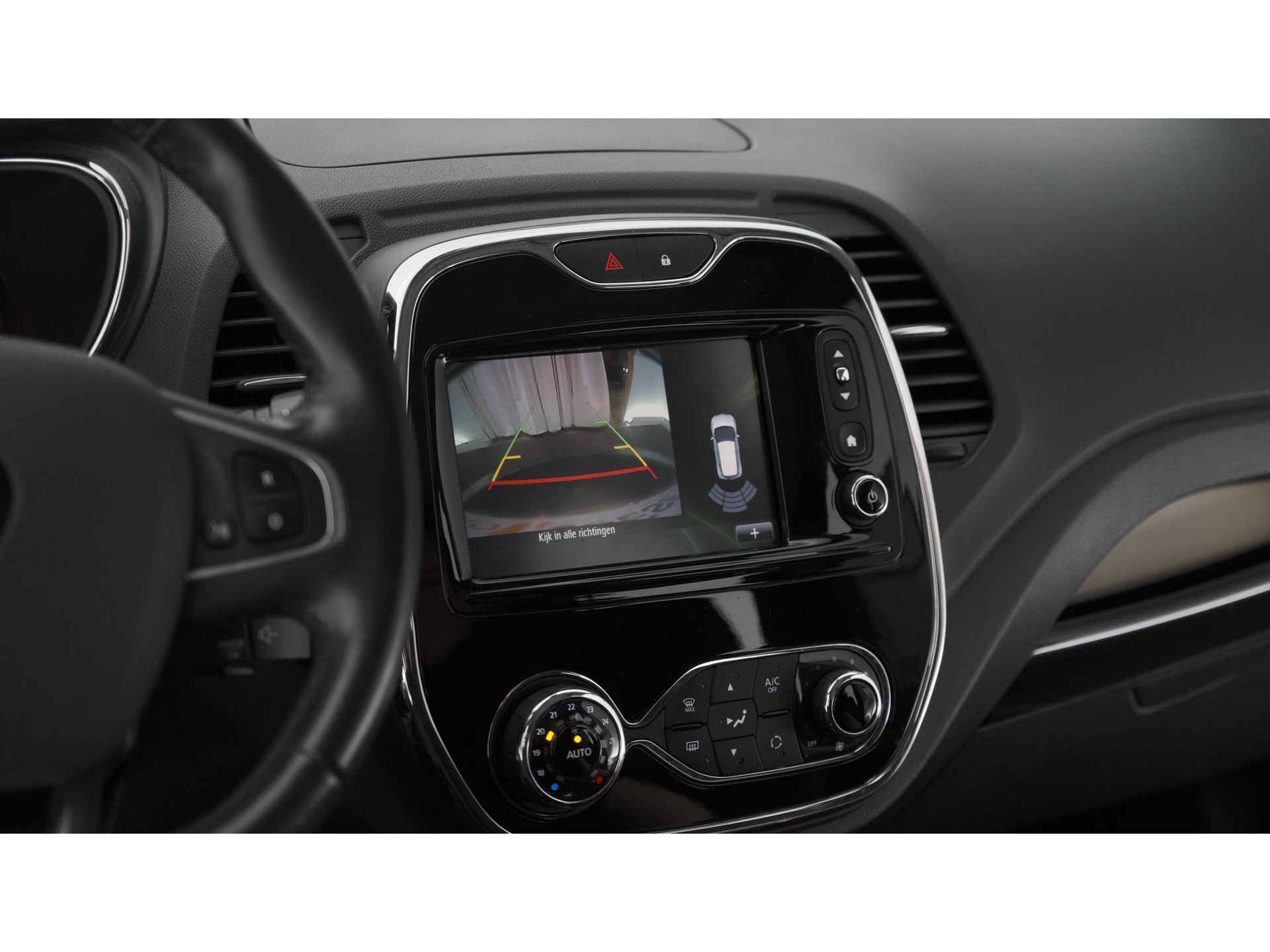 Renault Captur TCe 120 Dynamique | Trekhaak | Camera | R-Link Navigatie | Parkeersensoren