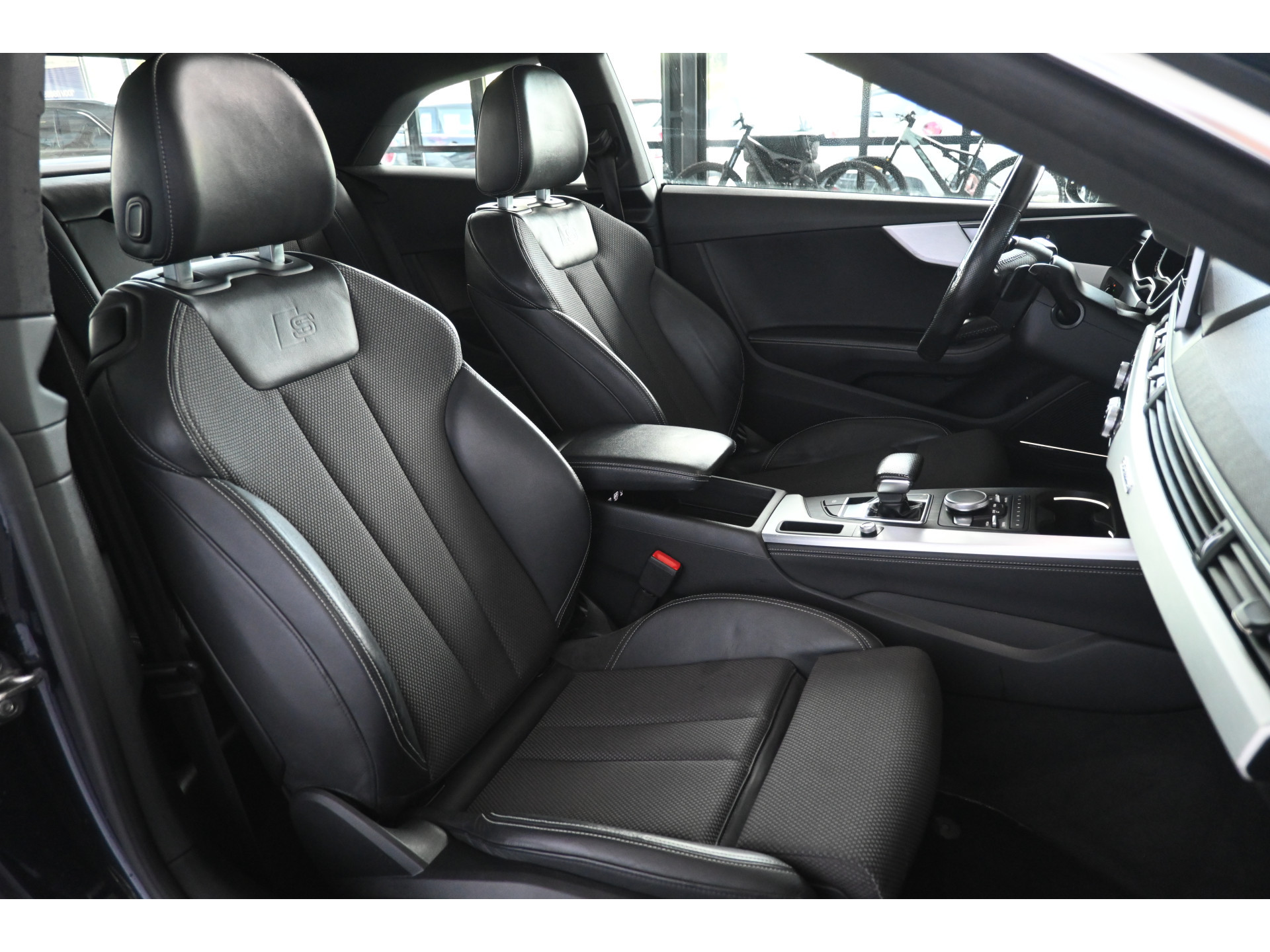 Audi A5 Coupé 2.0 TFSI Quattro Sport S-line Clima Panoramadak LED Adaptieve cruise B&O Navigatie 100% Onderhouden Inruil mogelijk