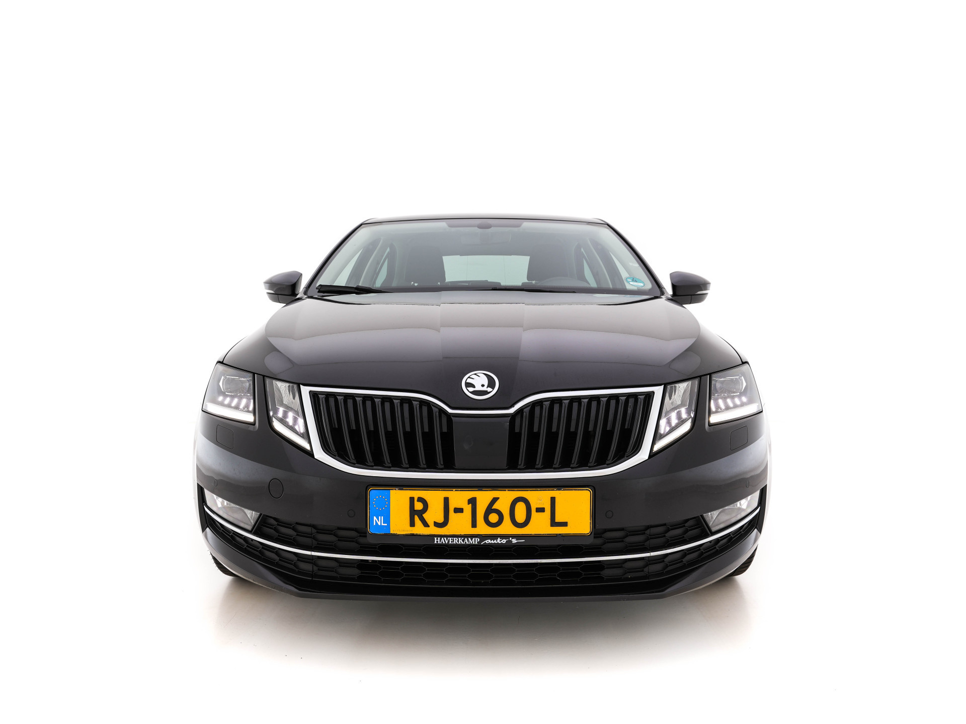 ŠKODA Octavia 1.0 TSI Greentech Style Business (INCL-BTW) Aut. *LEATHER-ALCANTARA | NAVI-FULLMAP | FULL-LED | CANTON-AUDIO | KEYLESS | DAB | HEATED-COMFORTSEATS | ECC | PARKPILOT | SHIFT-PADDLES | CRUISE | PRIVACY-GLASS | 18"ALU*