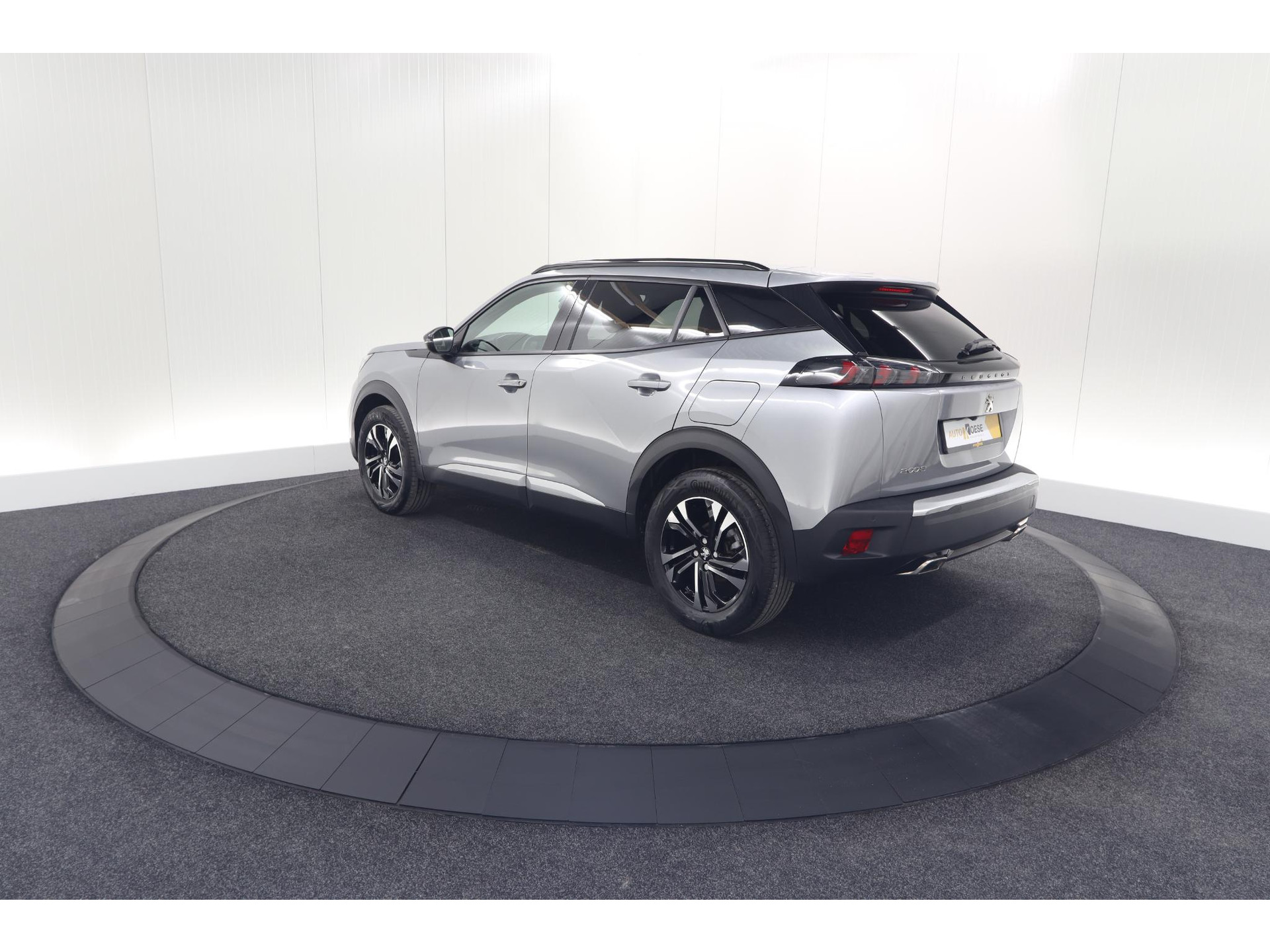 Peugeot 2008 PureTech 130 Allure Pack | Camera | Adaptieve Cruise Control | Apple Carplay | Stoelverwarming