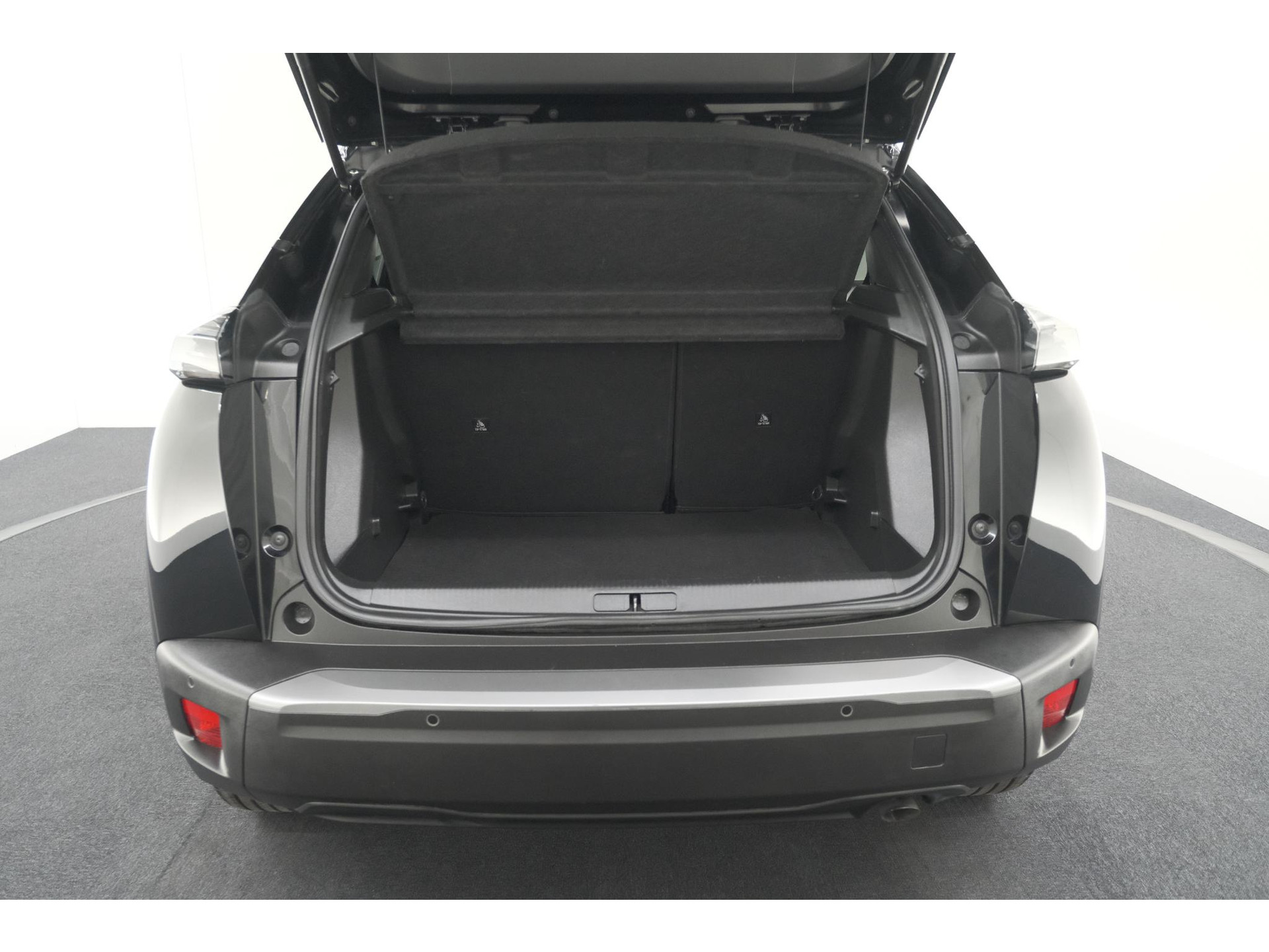 Peugeot 2008 PureTech 100 Allure | Apple Carplay | Parkeersensoren | Climate Control | Cruise Control