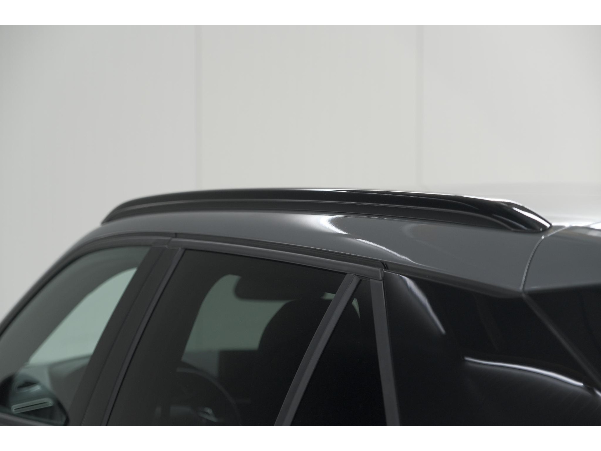 Peugeot 2008 PureTech 130 EAT8 Allure | 100% Benzine | Parkeersensoren Voor + Achter | Apple CarPlay | Climate Control