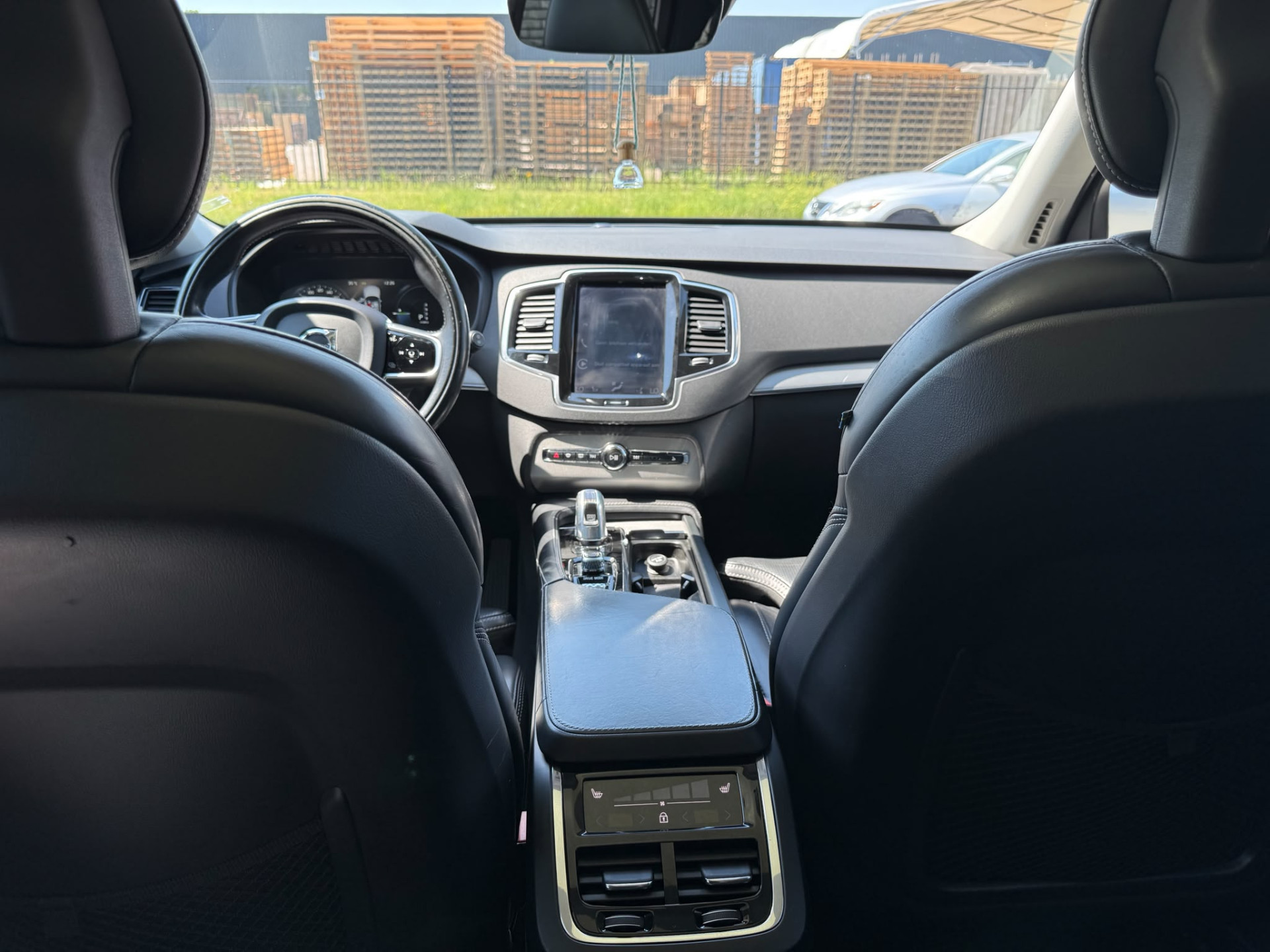 Volvo XC90 2.0 T8 Twin Engine AWD Inscription |3/6/12MND GARANTIE| NIEUWE APK |  7 PERS |  PANO DAK | LEDER | PANO DAK | CRUISE |