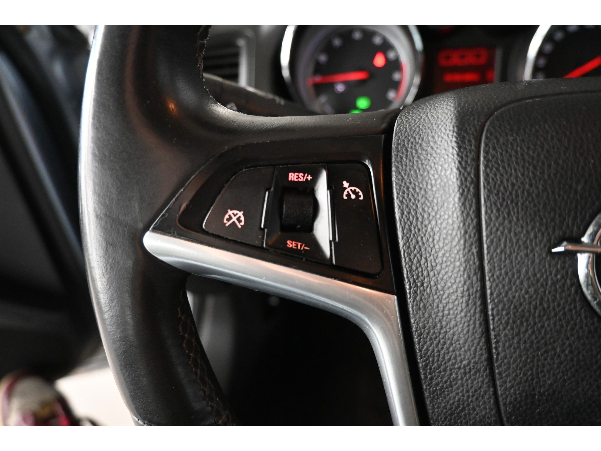Opel Insignia 2.8 T Executive 4x4 Automaat Clima Navigatie Leder Goed Onderhouden! Inruil Mogelijk!