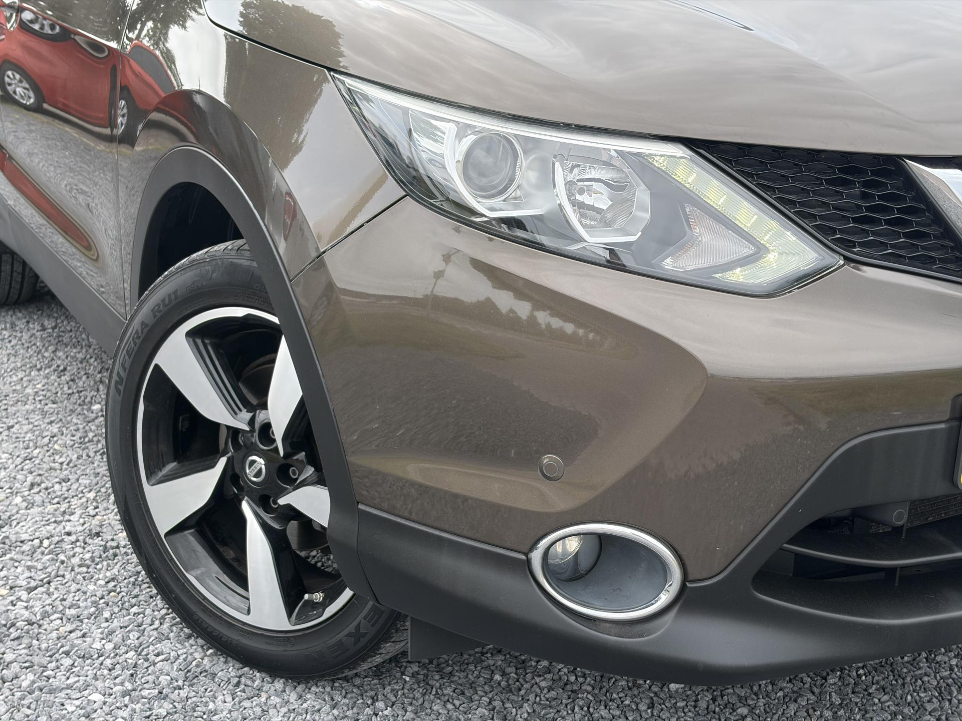Nissan Qashqai 1.2 N-Connecta 360° Camera,Trekhaak,Navi,Pdc V+A,Keyless,6 Bak,Clima,Cruise,2e Eigenaar,115pk,Lm velgen,Apk tot 09-2027
