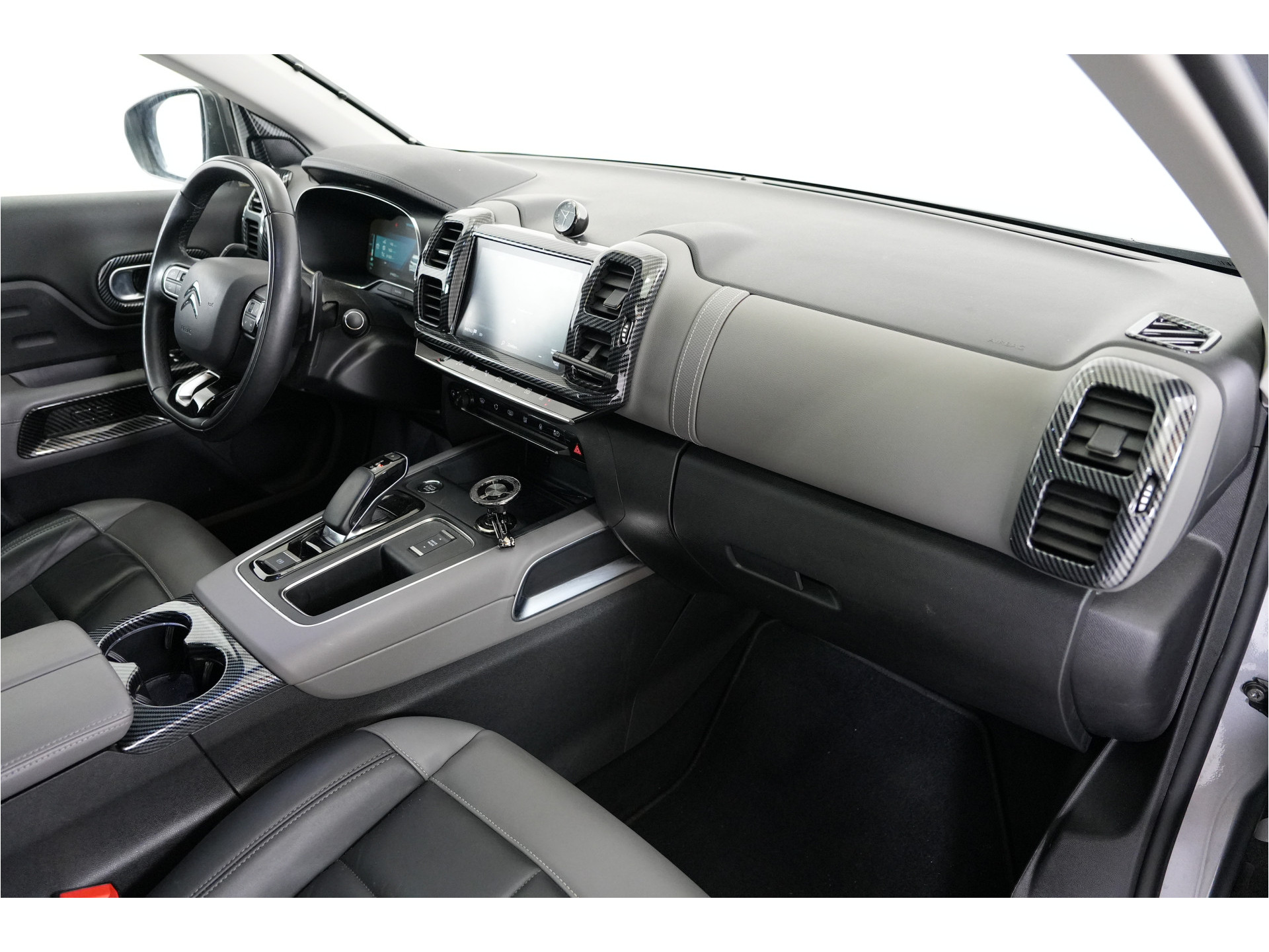 Citroën C5 Aircross 1.6 Shine 225 pk PHEV | SOH 95.5% | Pano | Leder | Massage | Adaptieve Cruise | El. stl. verst. | Inparkeer |