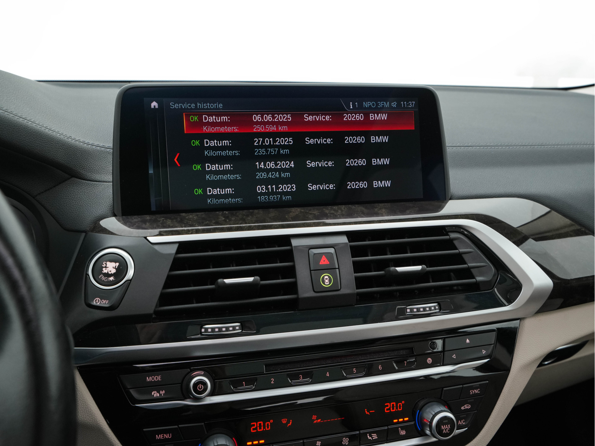 BMW X3 xDrive30d High Executive Luxury-Line Aut. *PANO | HEAD-UP | LEATHER | FULL-LED | NAVI-FULLMAP | HEATED-SPORT-SEATS | MEMORY-PACK | CAMERA | ECC | HIFI-AUDIO | PDC | CRUISE | TOWBAR |  19''ALU*