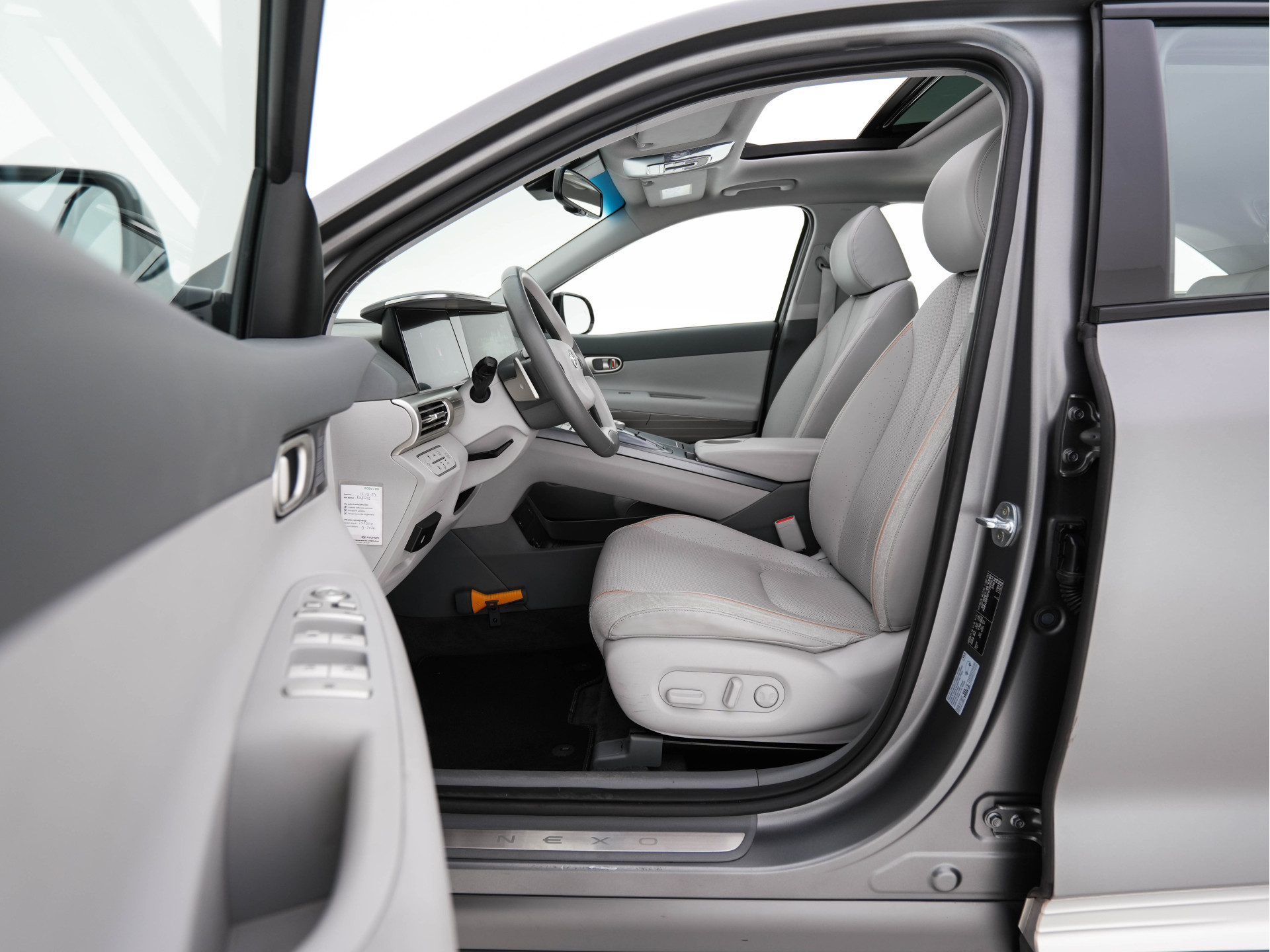 Hyundai NEXO FCEV Plus Pack [ HYDROGENIUM ] (INCL-BTW) Aut. *PANO | LEATHER | NAVI-FULLMAP | ADAPTIVE-CRUISE |  FULL-LED | KEYLESS | DAB |  KRELL-AUDIO | DIGI-WIDESCREEN-COCKPIT | SURROUND-VIEW | SHIFT-PADDLES | COMFORT-SEATS |