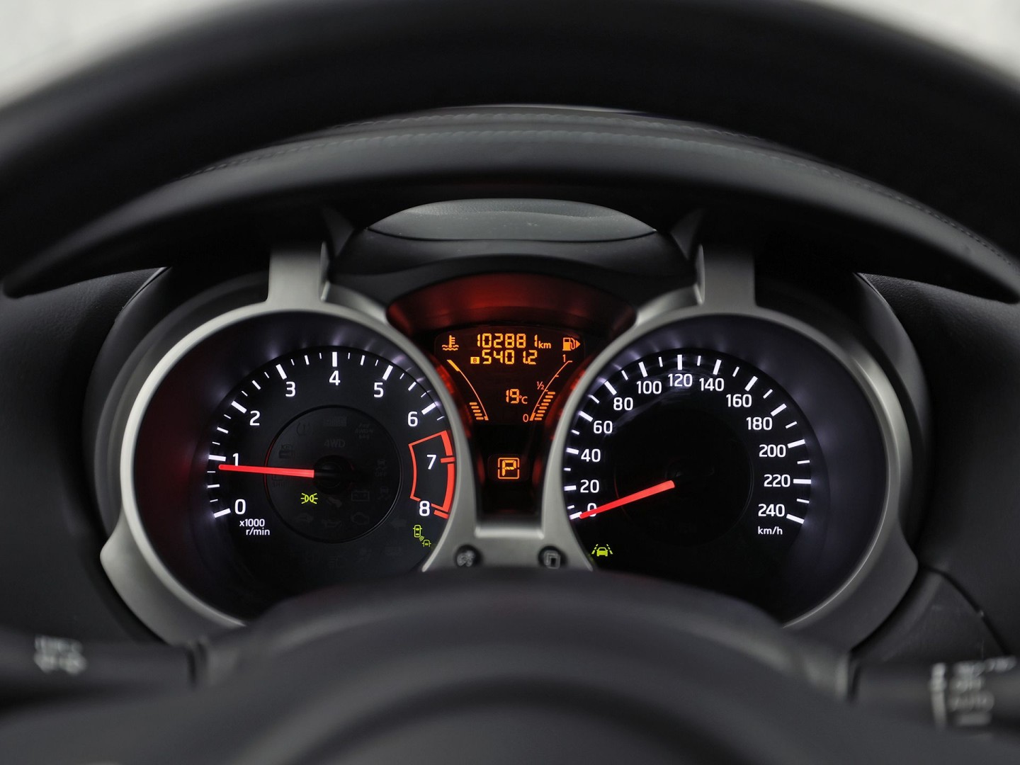 Nissan Juke 1.6 Sport Automaat (NAVIGATIE, CLIMATE, 360 CAMERA, SPORTSTOELEN, ALCANTARA, ZWART HEMEL, GETINT GLAS, NIEUWE APK, NIEUWSTAAT)