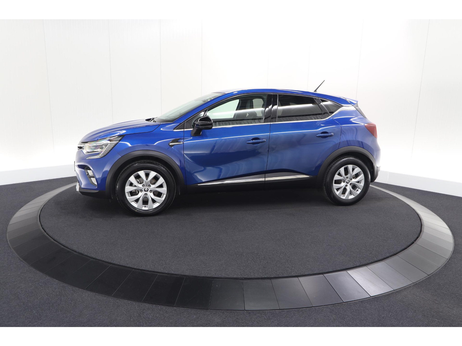 Renault Captur 1.6 E-Tech full hybrid 145 techno | Camera | Parkeersensoren | Climate control | Keyless