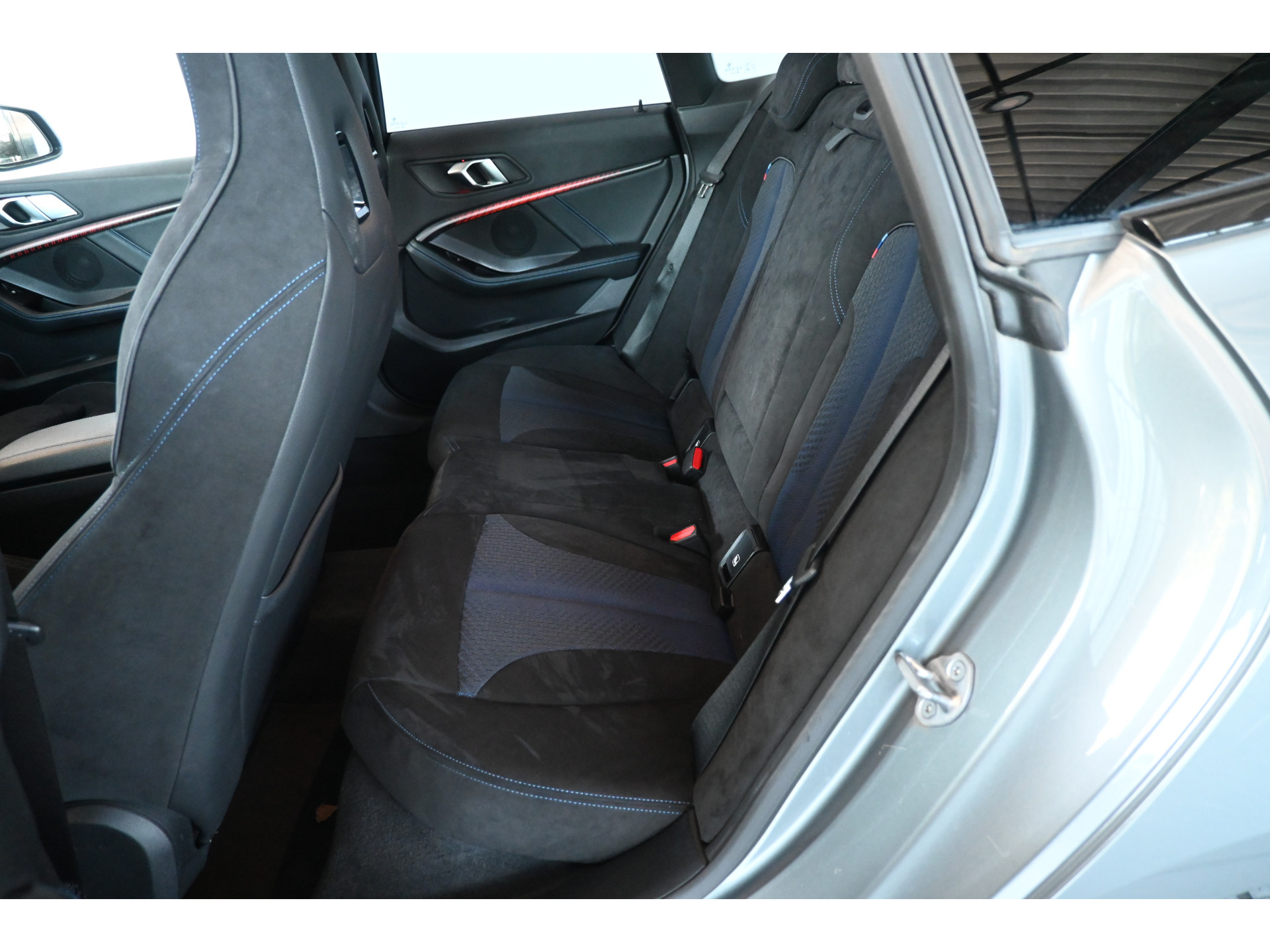 BMW 2-serie Gran Coupé 218i Business Edition M-Pakket Sportstoelen Panoramadak Virtual Dealer Onderhouden! Inruil Mogelijk!