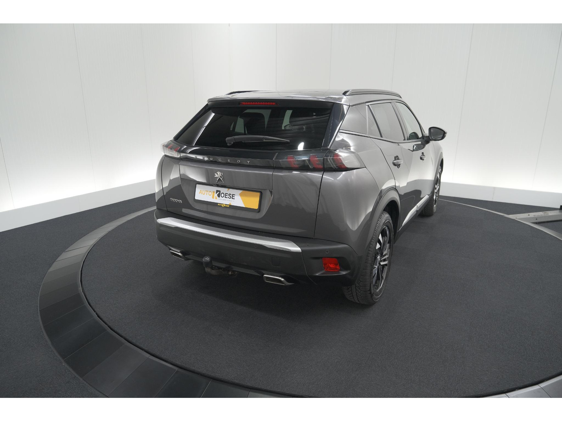 Peugeot 2008 PureTech 130 EAT8 Allure Pack | Trekhaak | Camera | Navigatie | Parkeersensoren