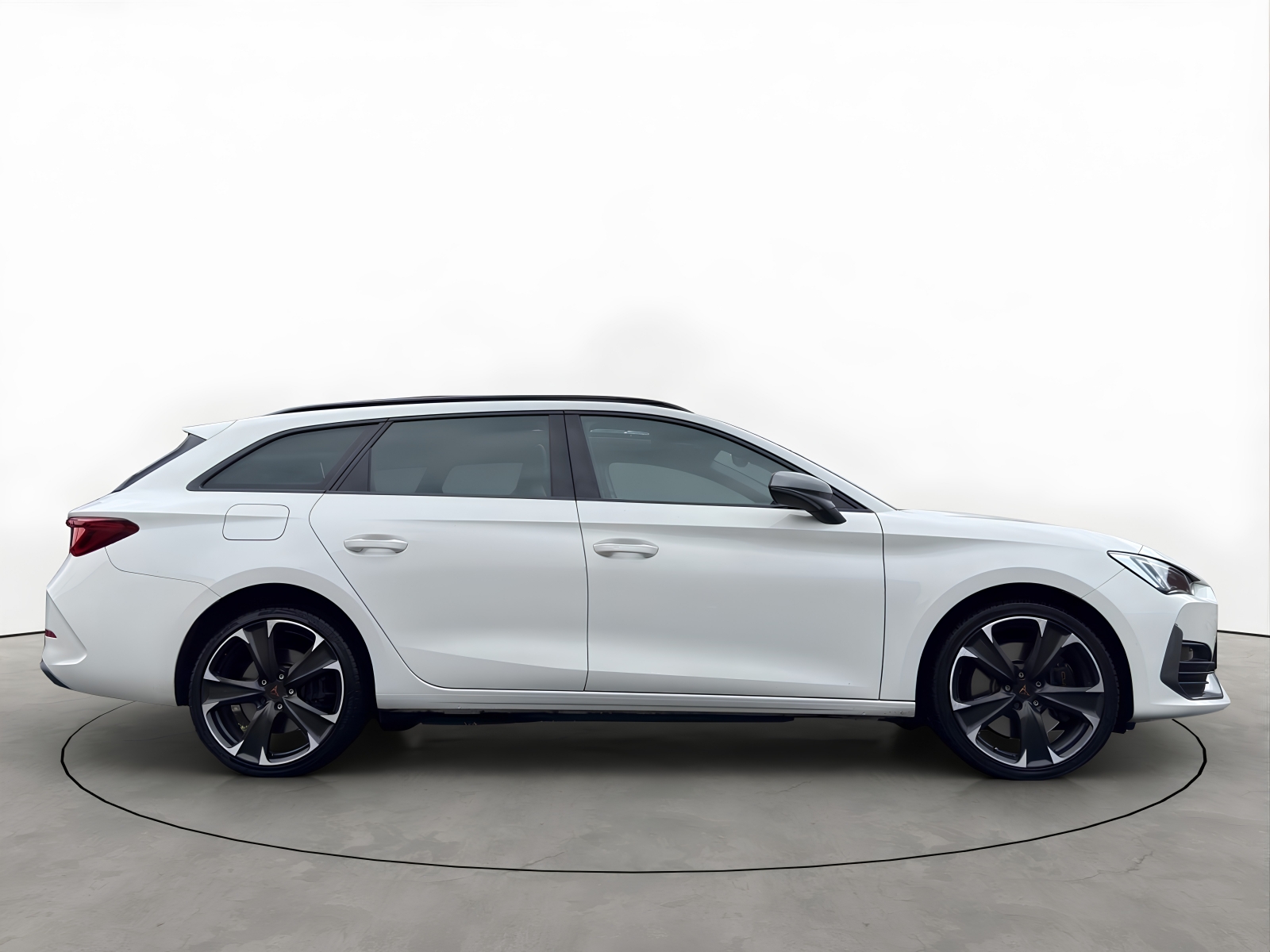 CUPRA Leon Sportstourer 1.4 e-Hybrid 245PK VZ Adrenaline Pano Keyless Schaalstoelen