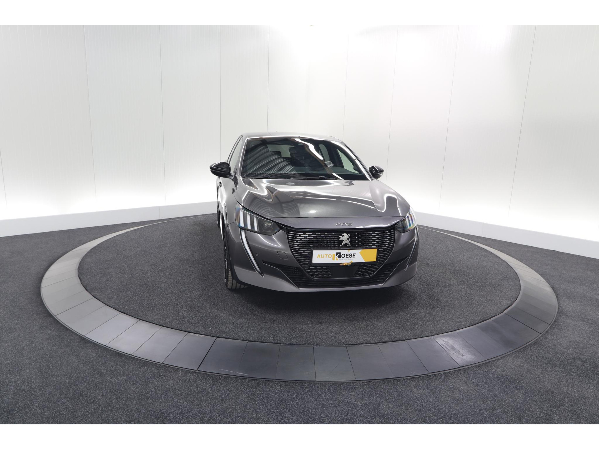 Peugeot 208 PureTech 100 GT | Camera | Adaptieve Cruise Control | Navigatie | Apple Carplay