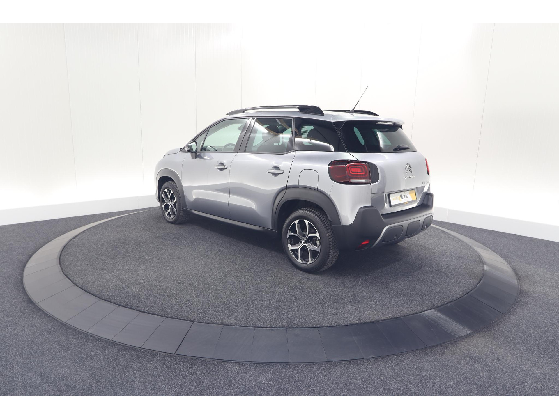 Citroen C3 Aircross PureTech 130 EAT6 Max | Allseason Banden | Parkeersensoren | Navigatie | Apple Carplay