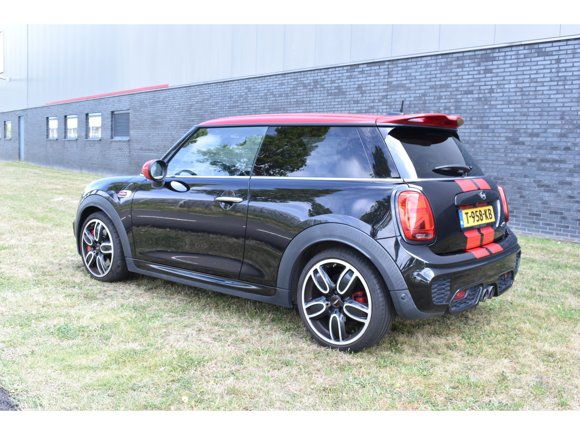 MINI 3-Deurs 2.0 John Cooper Works Chili 232pk Leer Navi Automaat
