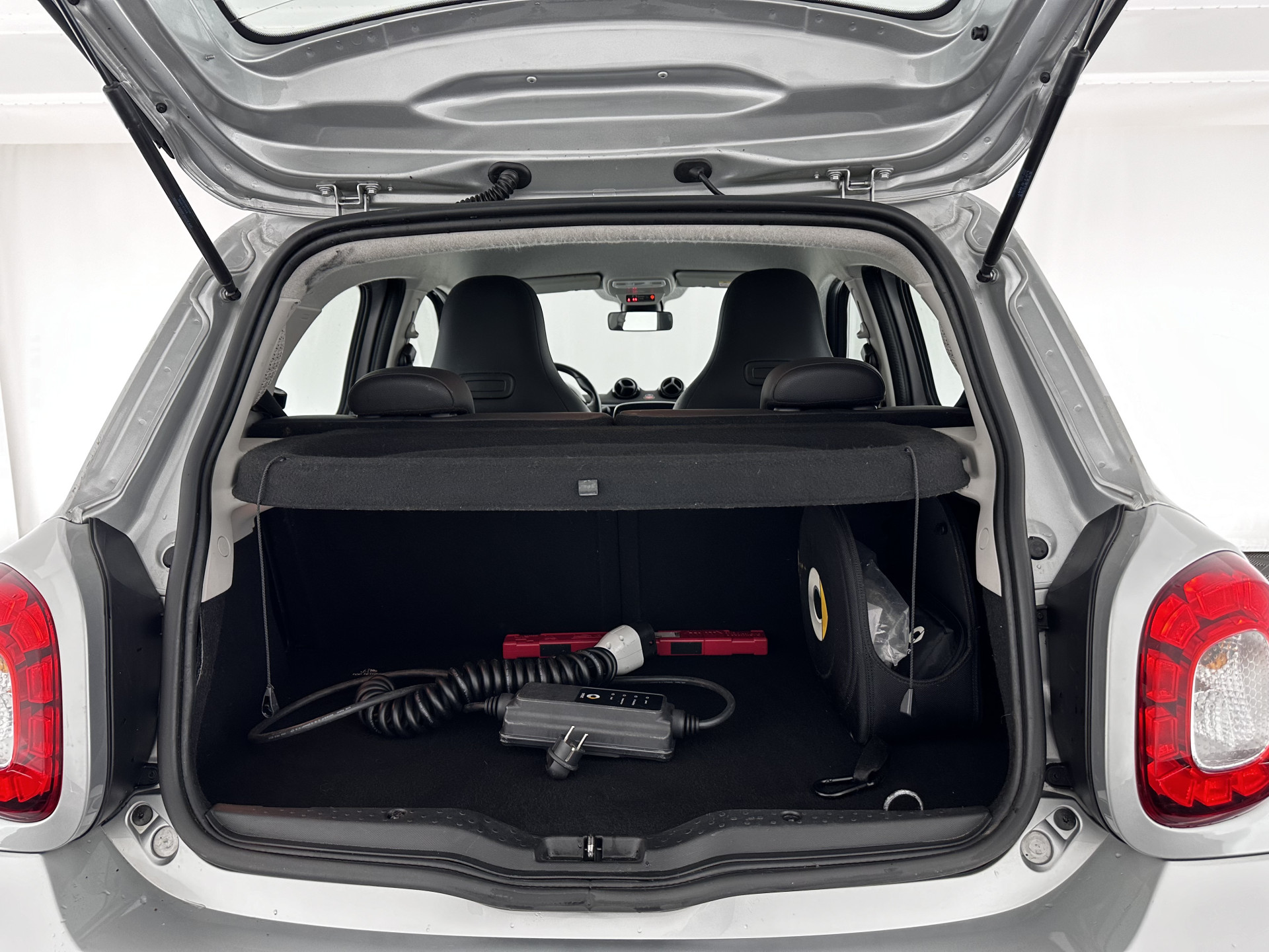 Smart forfour EQ Business Solution {SOH-87%} (INCL-BTW) Aut. *NAVI-FULLMAP | LEATHER | ECC | CRUISE | HEATED-COMFORT-SEATS | 15"ALU*