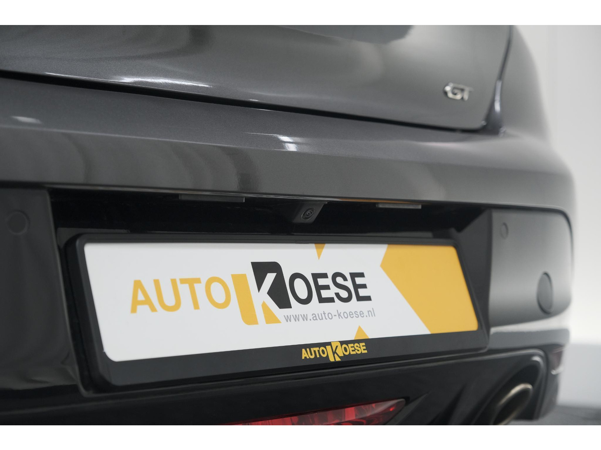 Peugeot 208 PureTech 100 GT | Camera | Adaptieve Cruise Control | Navigatie | Apple Carplay