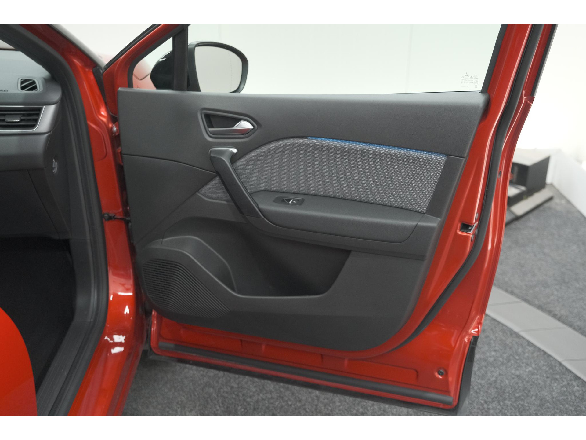 Renault Captur TCe 90 techno | Nieuw Model | Camera | Harman Kardon | Apple Carplay | Parkeersensoren | 18 Inch Lichtmetalen Velgen