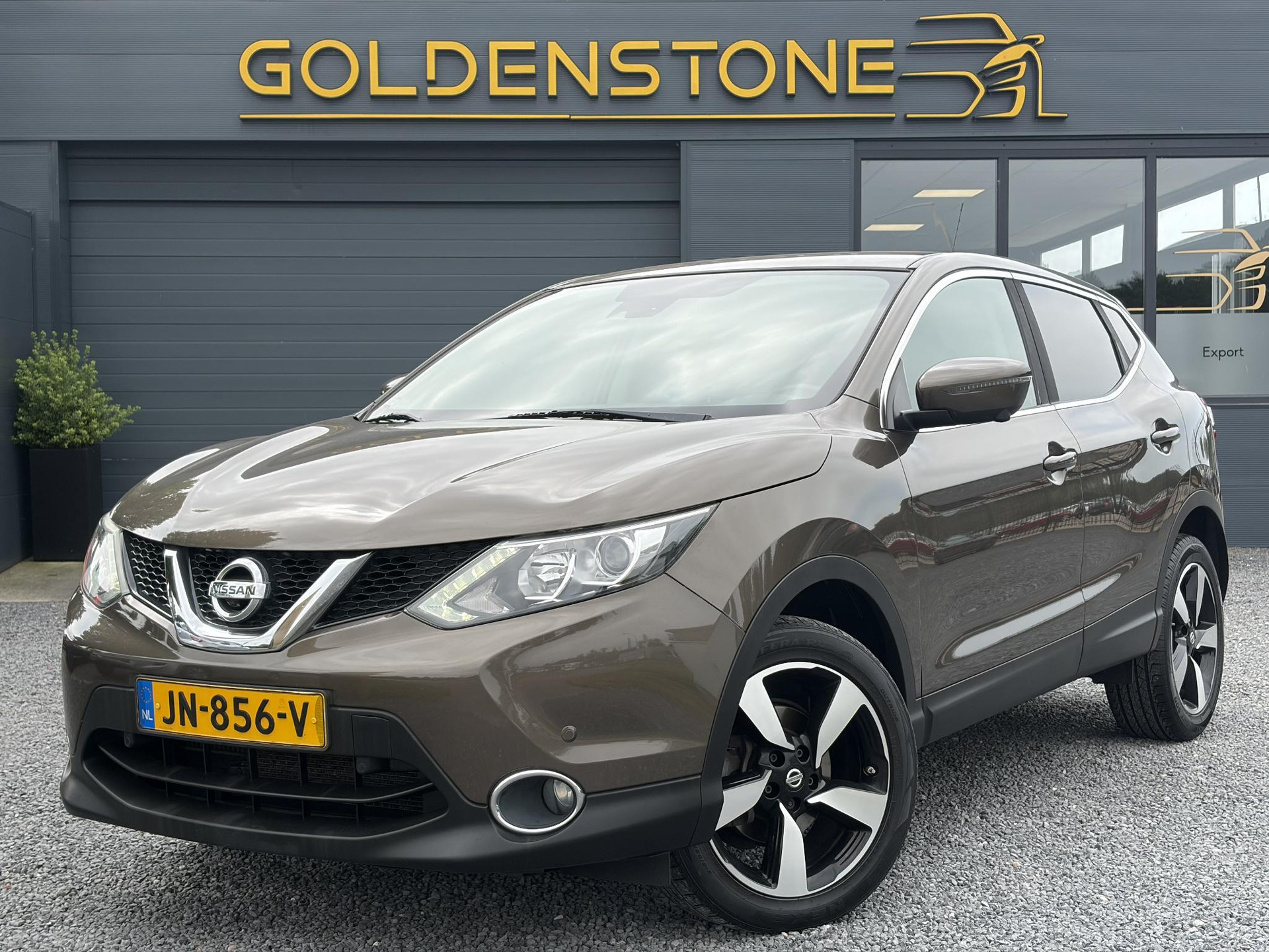 Nissan Qashqai 1.2 N-Connecta 360° Camera,Trekhaak,Navi,Pdc V+A,Keyless,6 Bak,Clima,Cruise,2e Eigenaar,115pk,Lm velgen,Apk tot 09-2027