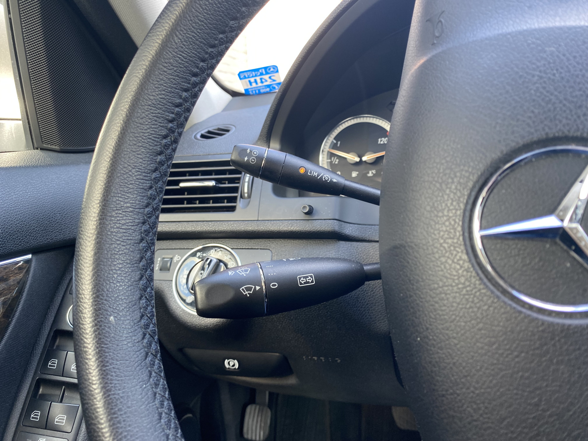 Mercedes-Benz C-klasse 180 K. Elegance AUT. | dealer onderhouden  | 2e eigenaar | liefhebbers exemplaar | NL auto