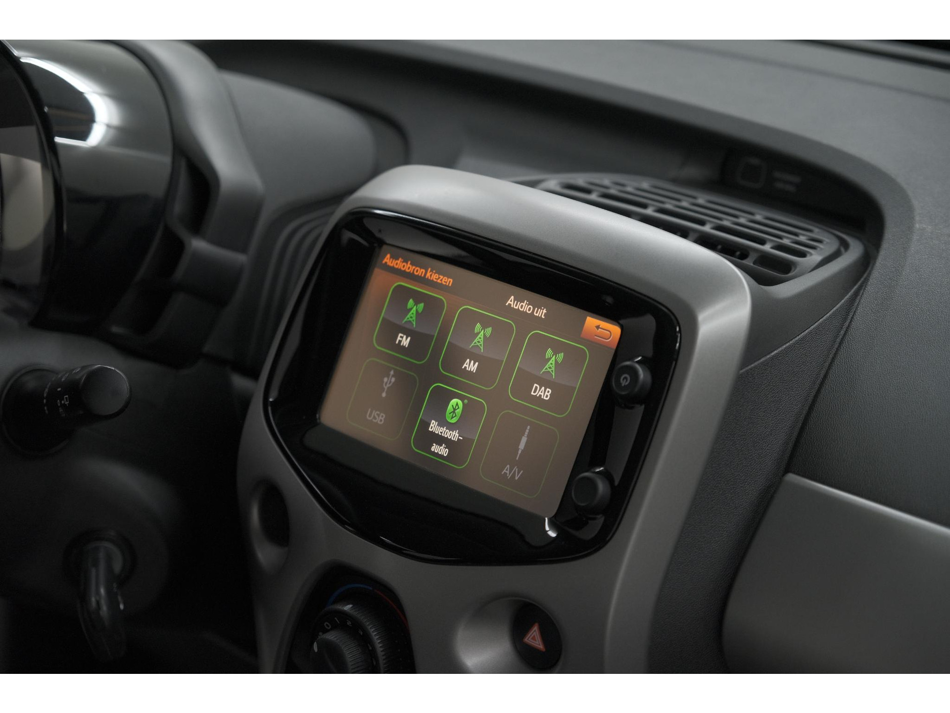 Citroen C1 1.0 e-VTi Feel | Camera | Airco | Lichtmetalen Velgen | DAB | 5 Deurs