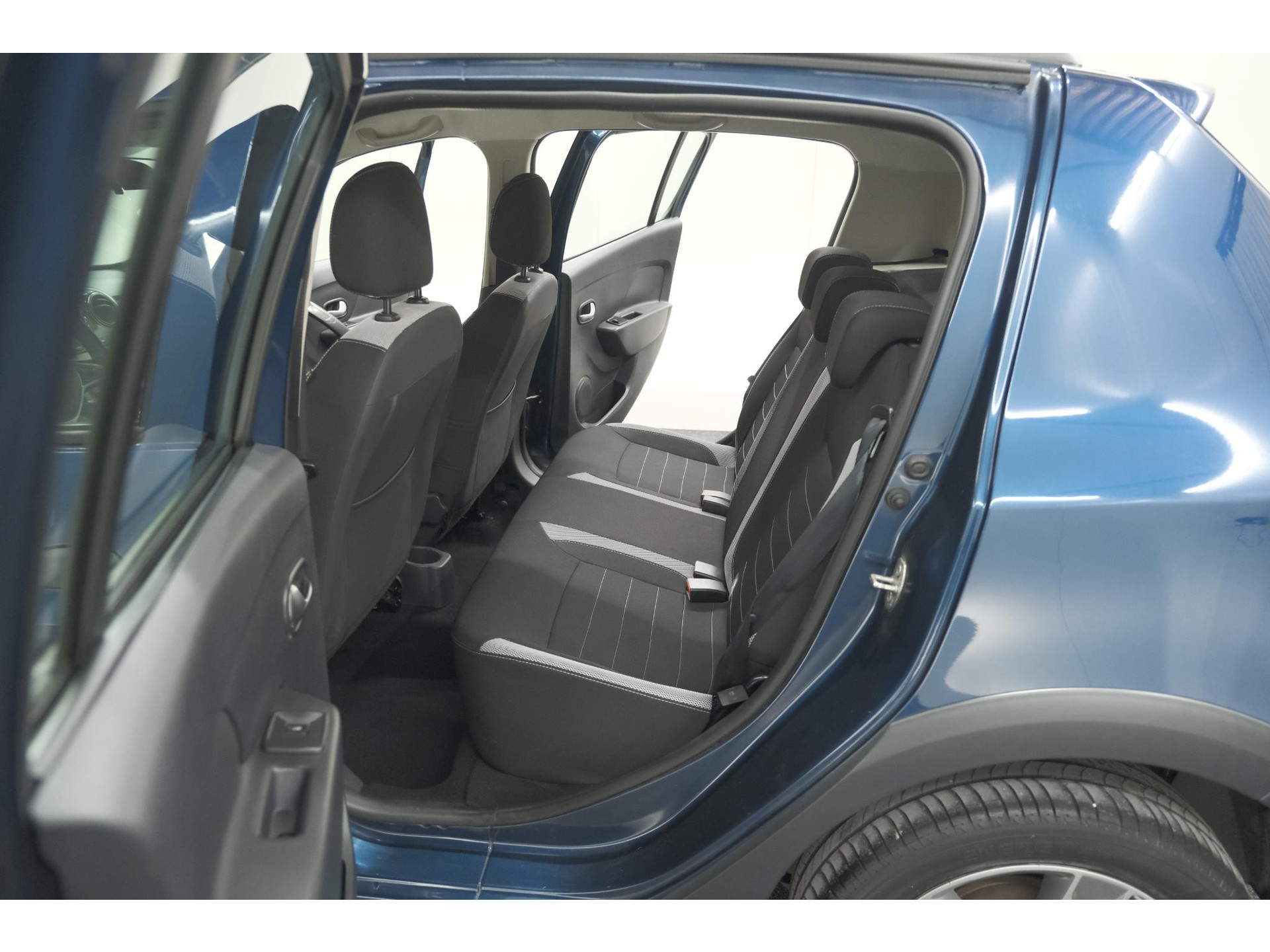 Dacia Sandero TCe 90 SL Stepway | Navigatie | Parkeersensoren | Airco