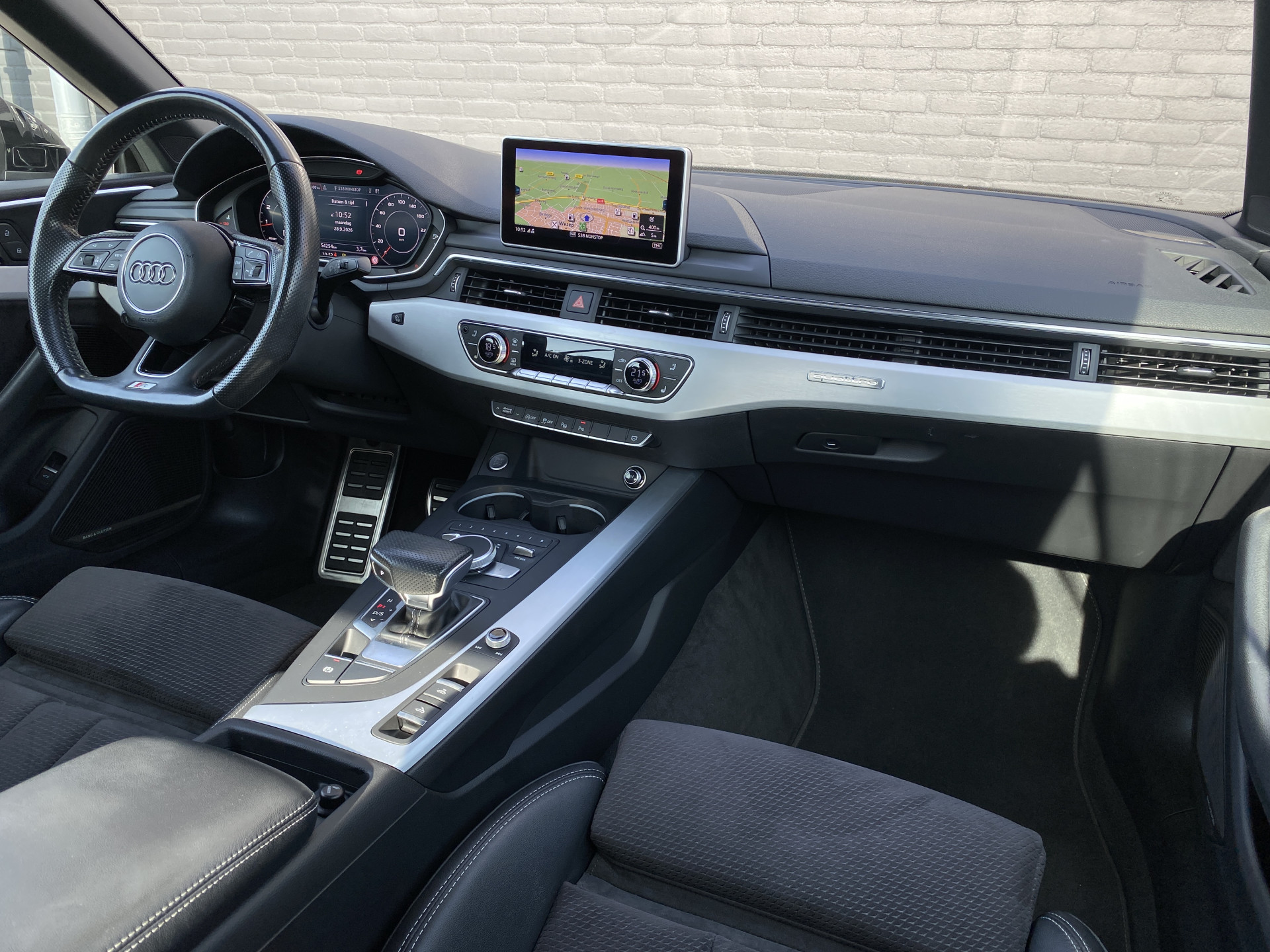 Audi A5 Cabriolet 2.0 TFSI Quattro Sport S-Line 252 pk AUT. | 3X S-Line | virtual cockpit | B&O audio | HUD display | elektr. v. stoelen