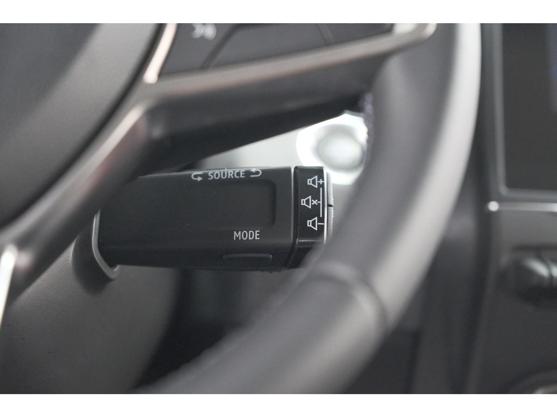 Renault Clio TCe 90 GPF Evolution | Camera | Navigatie | Apple Carplay | Parkeersensoren | Stoelverwarming