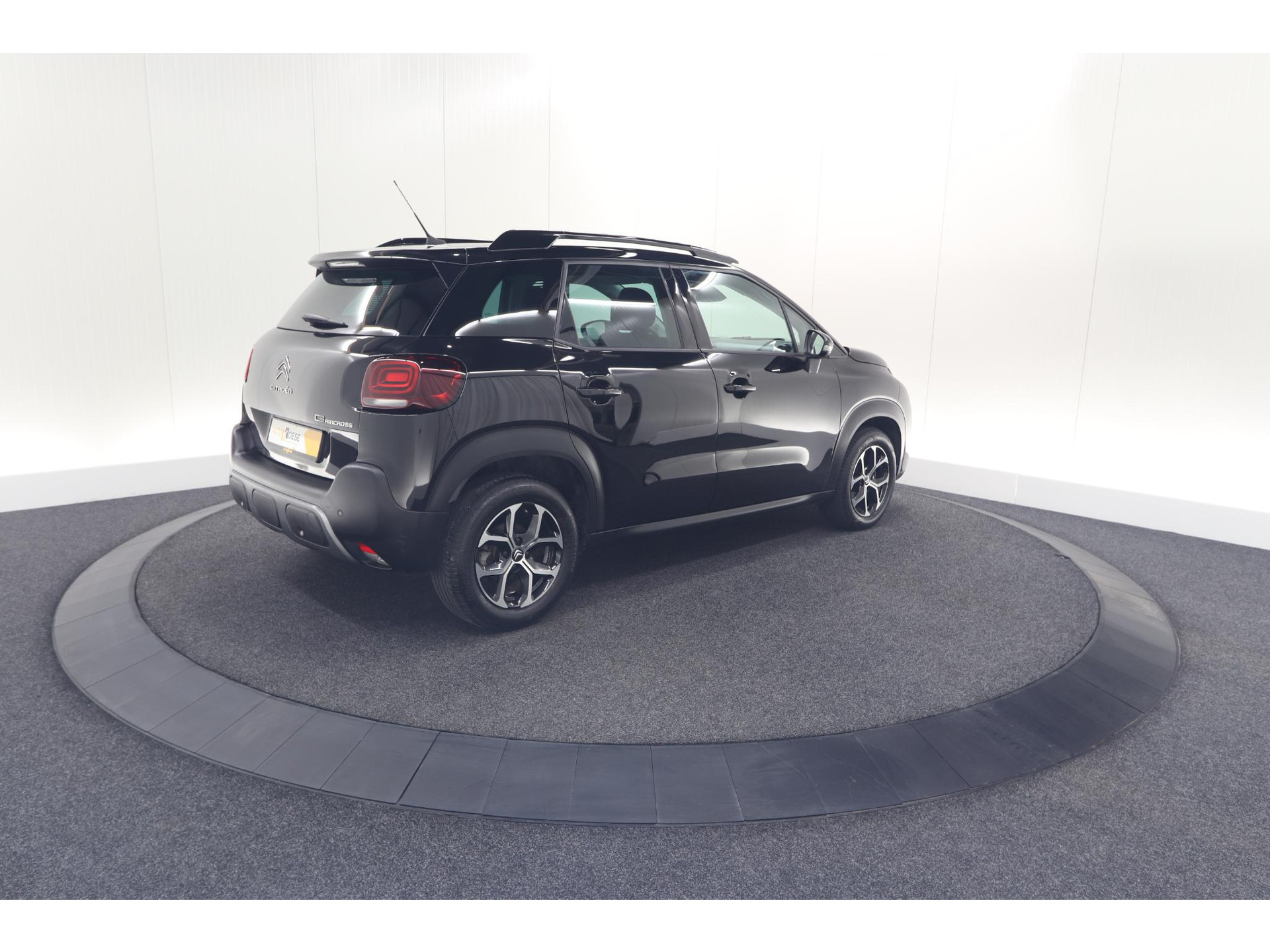 Citroen C3 Aircross PureTech 130 EAT6 Plus | Stoelverwarming | Apple Carplay | Parkeersensoren