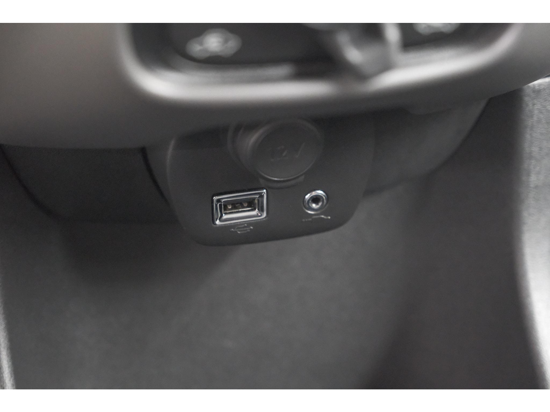 Peugeot 108 1.0 e-VTi Active | Unieke Auto! | Automaat | Airco | Getint Glas | Bluetooth Radio | 5 Deurs