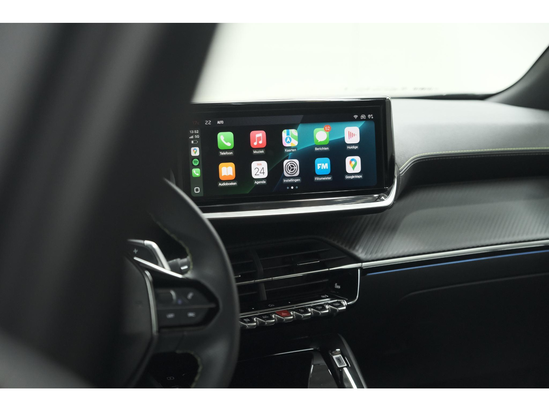 Peugeot 2008 PureTech 130 EAT8 GT | 360 Camera | Adaptieve Cruise Control | Stoelmassage | Apple Carplay