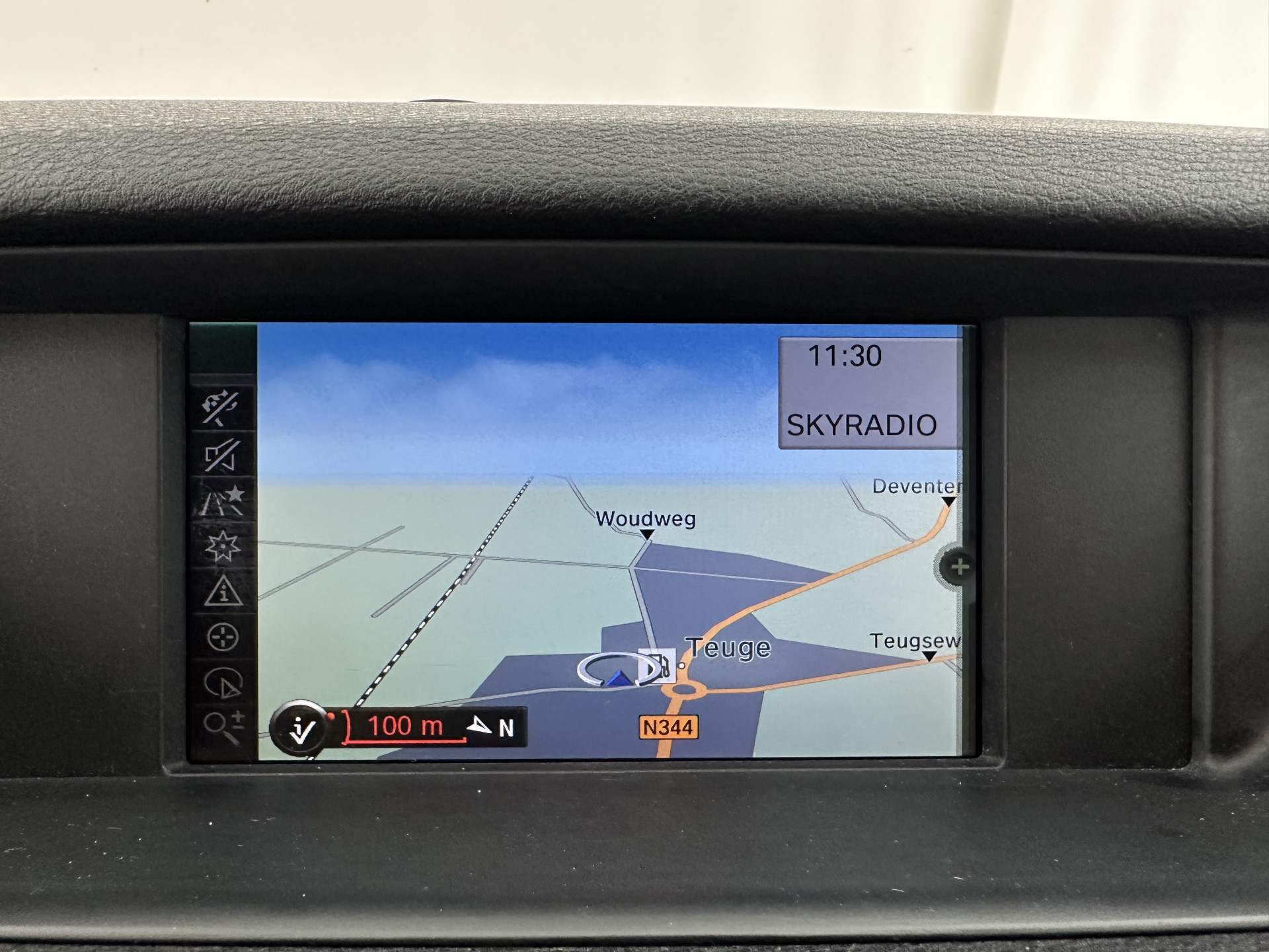 BMW X1 sDrive18i X-Line Executive *NAVI-FULLMAP | COMFORT-SEATS | ECC | PDC | CRUISE | TOWBAR | 18''ALU*