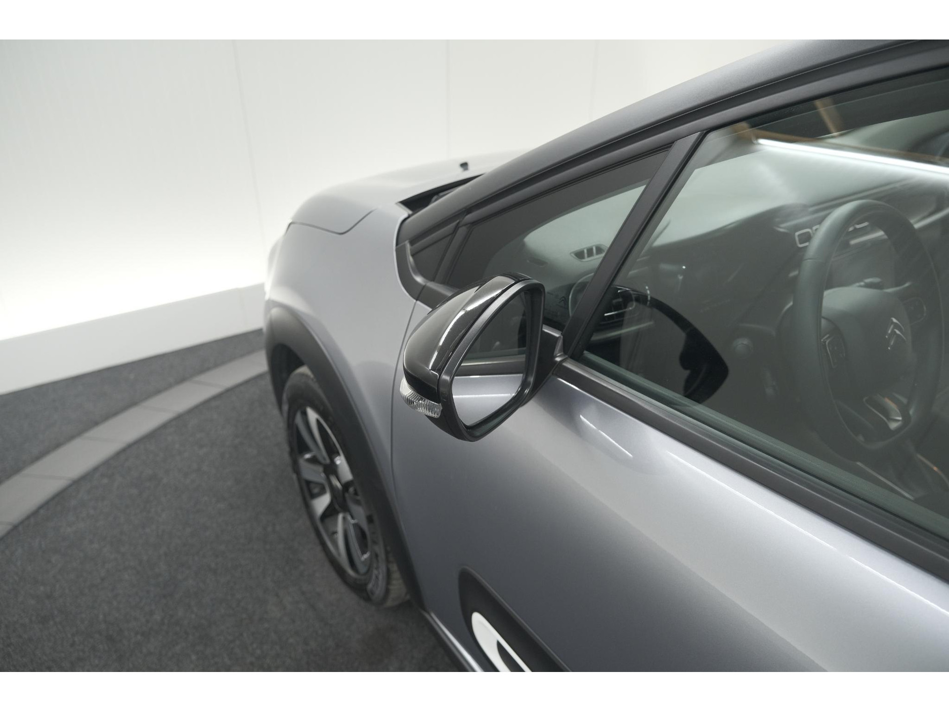 Citroen C3 PureTech 110 EAT6 Max | Apple Carplay | Parkeersensoren | Climate Control | 16 Inch Lichtmetalen Velgen