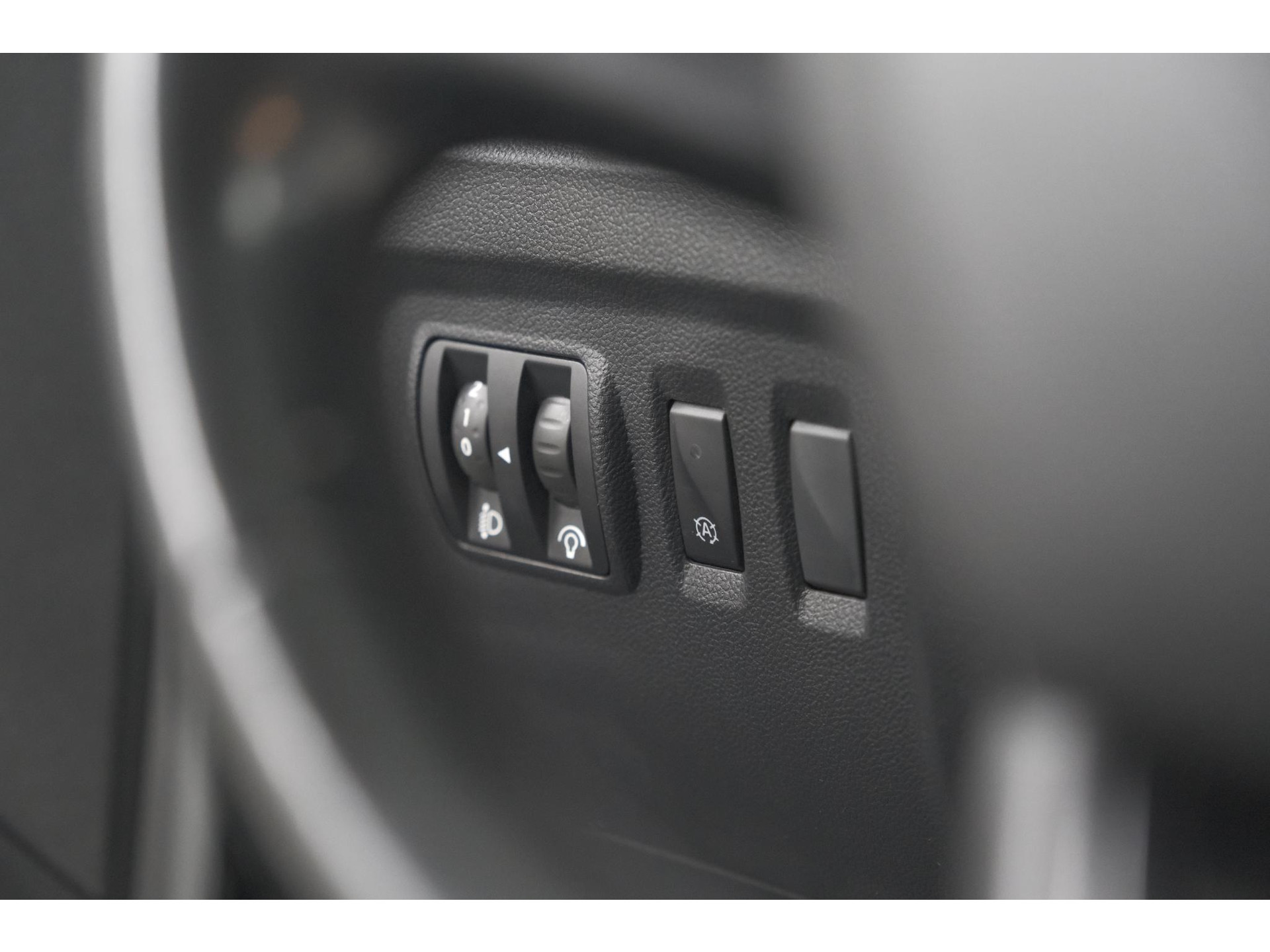 Renault Captur TCe 150 EDC Intens | Trekhaak | Navigatie | Parkeersensoren