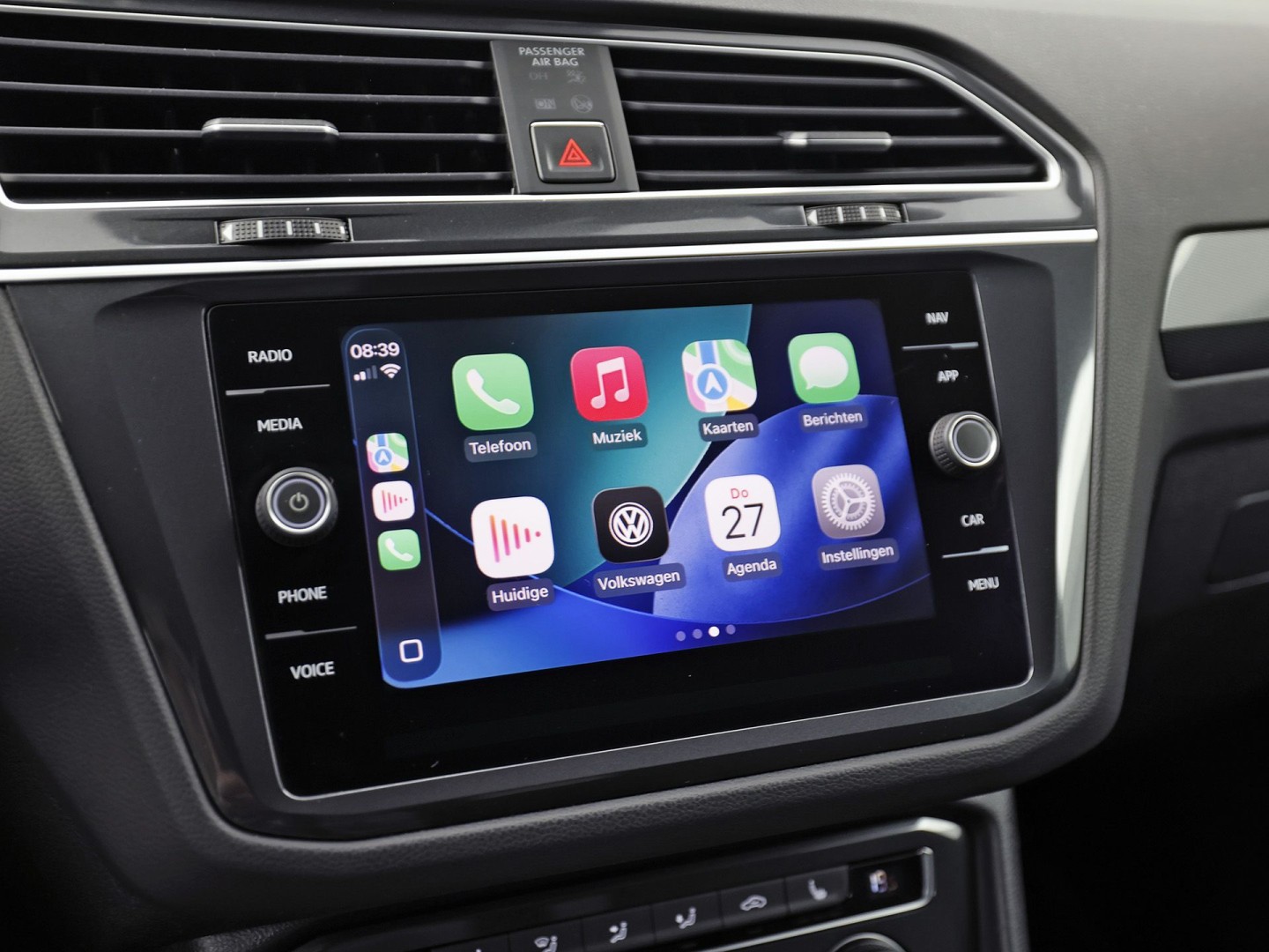 Volkswagen Tiguan 1.4 TSI 4Motion R-Line Sport 150Pk Automaat (VIRTUAL COCKPIT, APPLE CARPLAY, MODE KNOP, GROOT NAVI, ALCANTARA, STOELVERWARMING, SPORTSTOELEN, GETINT GLAS, ADAPTIVE CRUISE, NIEUWSTAAT)