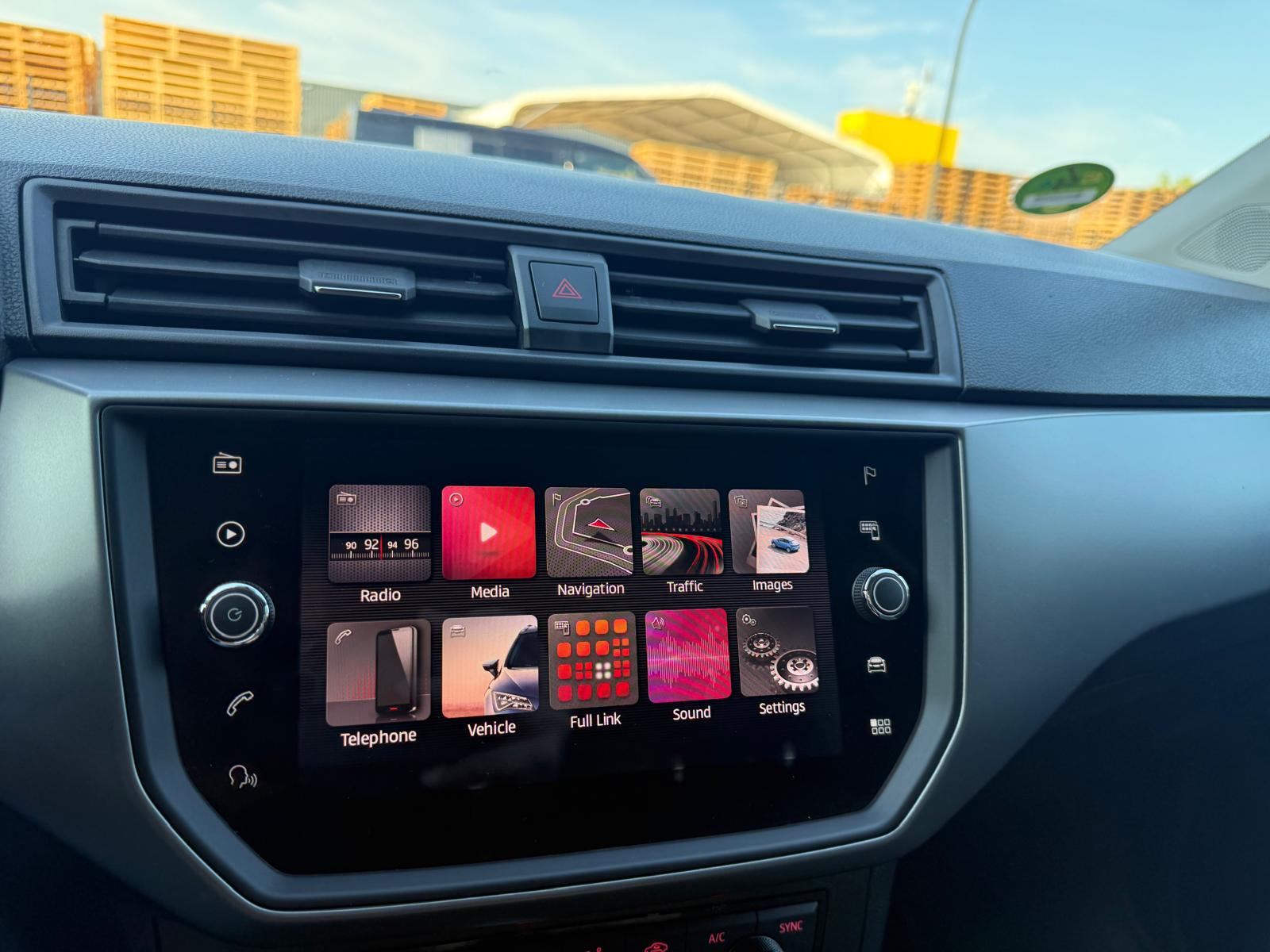 SEAT Ibiza 1.0 TSI Style Business Intense | 1E EIGENAAR | 3/6/12MND GARANTIE | DIGITAAL COCKPIT | ACC | CARPLAY | LED | CLIMA | STOELVERW. |