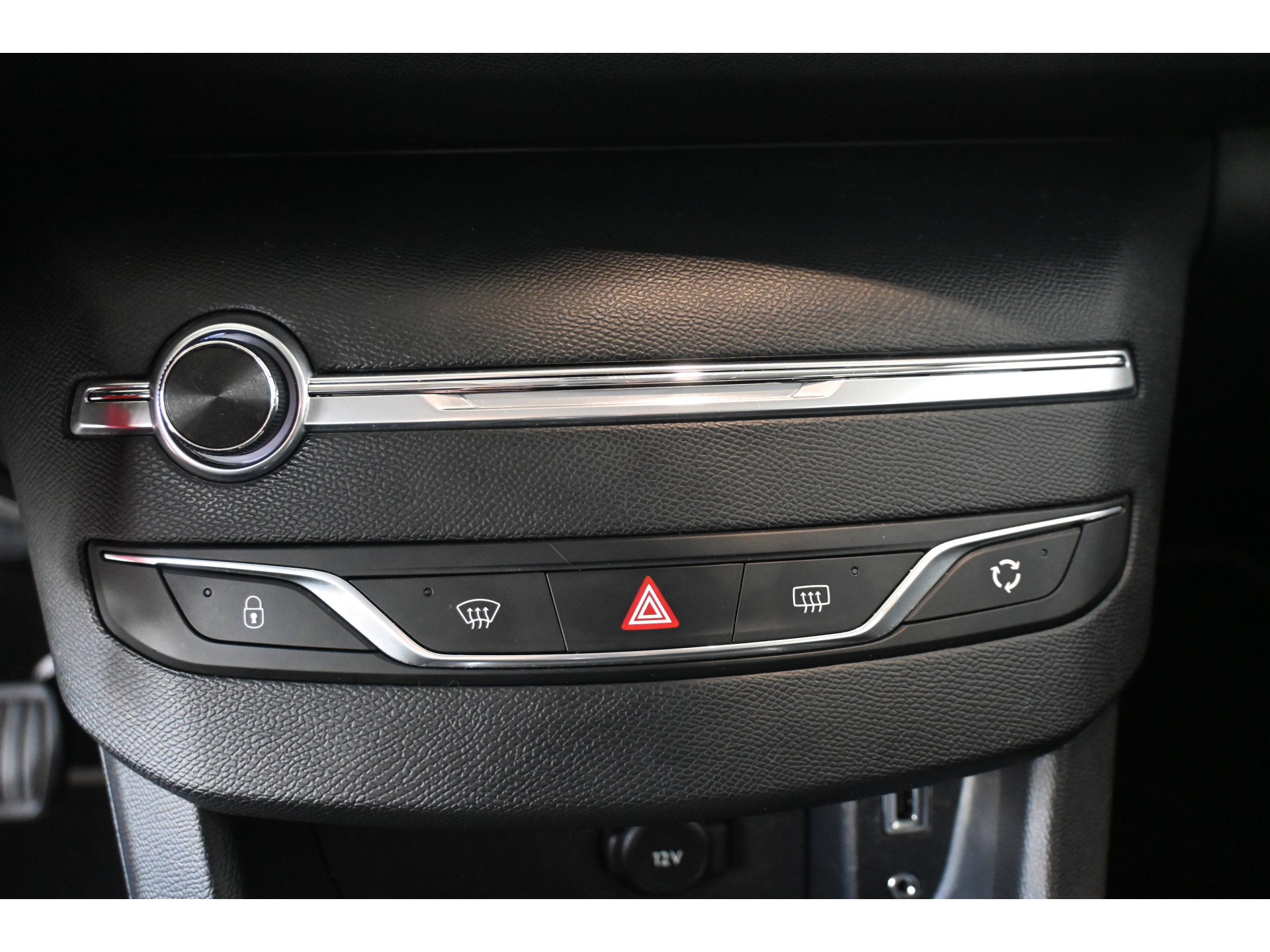 Peugeot 308 SW 1.6 BlueHDI Blue Lease Pack Nap Clima Cruise NavigatieTrekhaak PDC Goed Onderhouden! Inruil Mogelijk!