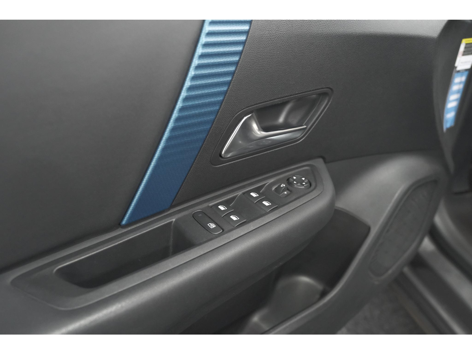 Citroen Ë-C4 Shine 50 kWh | Elektrisch Panoramadak | Camera | Adaptieve Cruise Control