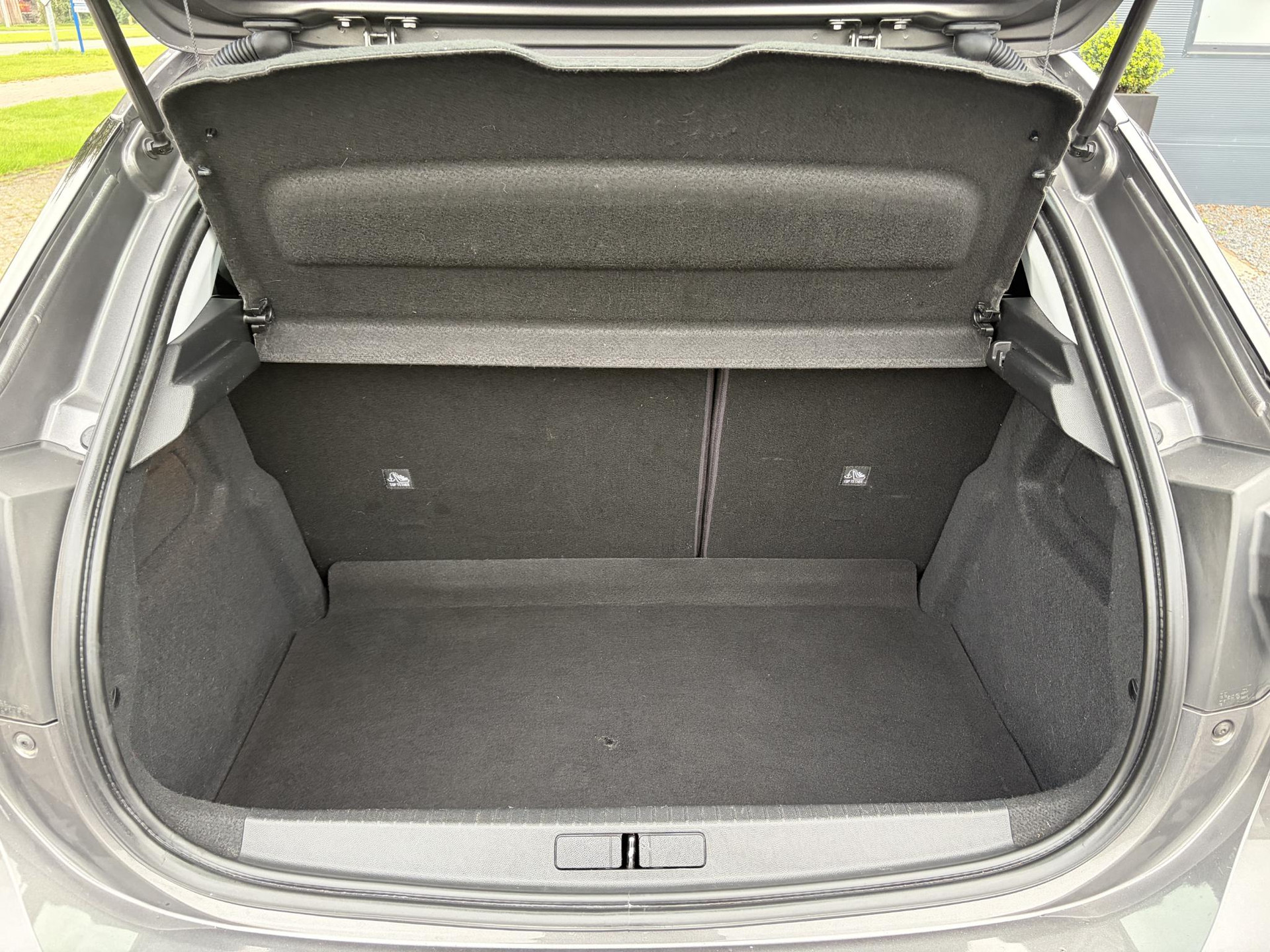 Opel Corsa 1.2 Edition ✓D-riem vv in 2025✓2e Eigenaar✓Carplay✓Airco✓Cruise✓Rijstrooksensor✓Pdc✓102pk✓6 Bak✓5 Deurs✓N.A.P✓Apk tot 02-2028