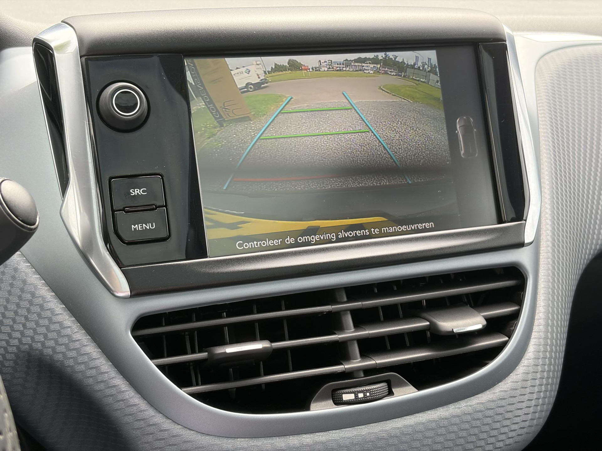 Peugeot 208 1.2 PureTech Allure D-riem vv in 2022,2e Eigenaar,110pk,Dealer Onderhouden,Pano,Carplay,Camera,Clima,Cruise,5 Deurs,Halfleder,Pdc,N.A.P,Lm velgen,Apk tot 05-2027