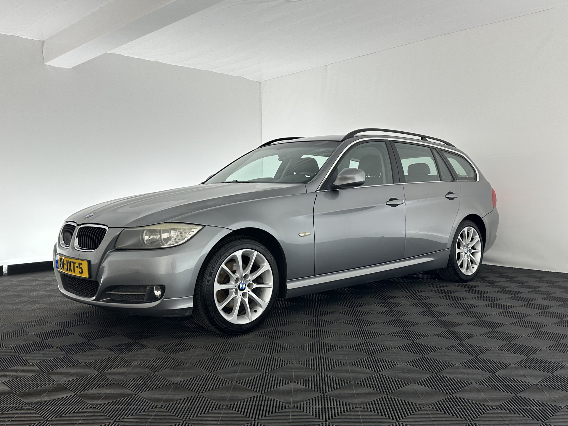 BMW 3-serie Touring 316i Business Line Sport-Pack ! LOOPT-OP-2-CILINDERS ! *NAVI-FULLMAP | ECC | PDC | CRUISE | COMFORT-SEATS | 17"ALU*